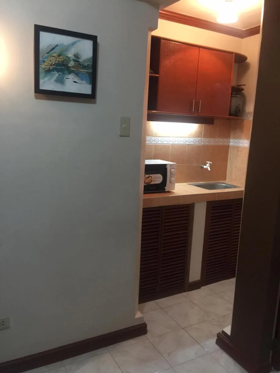 Las Pinas Serviced Apartment
