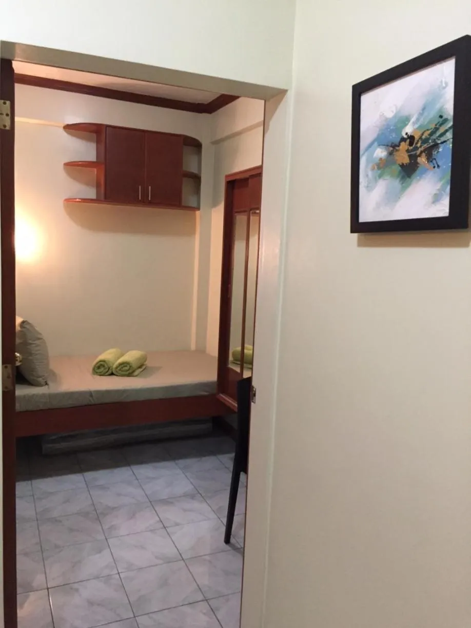 Las Pinas Serviced Apartment
