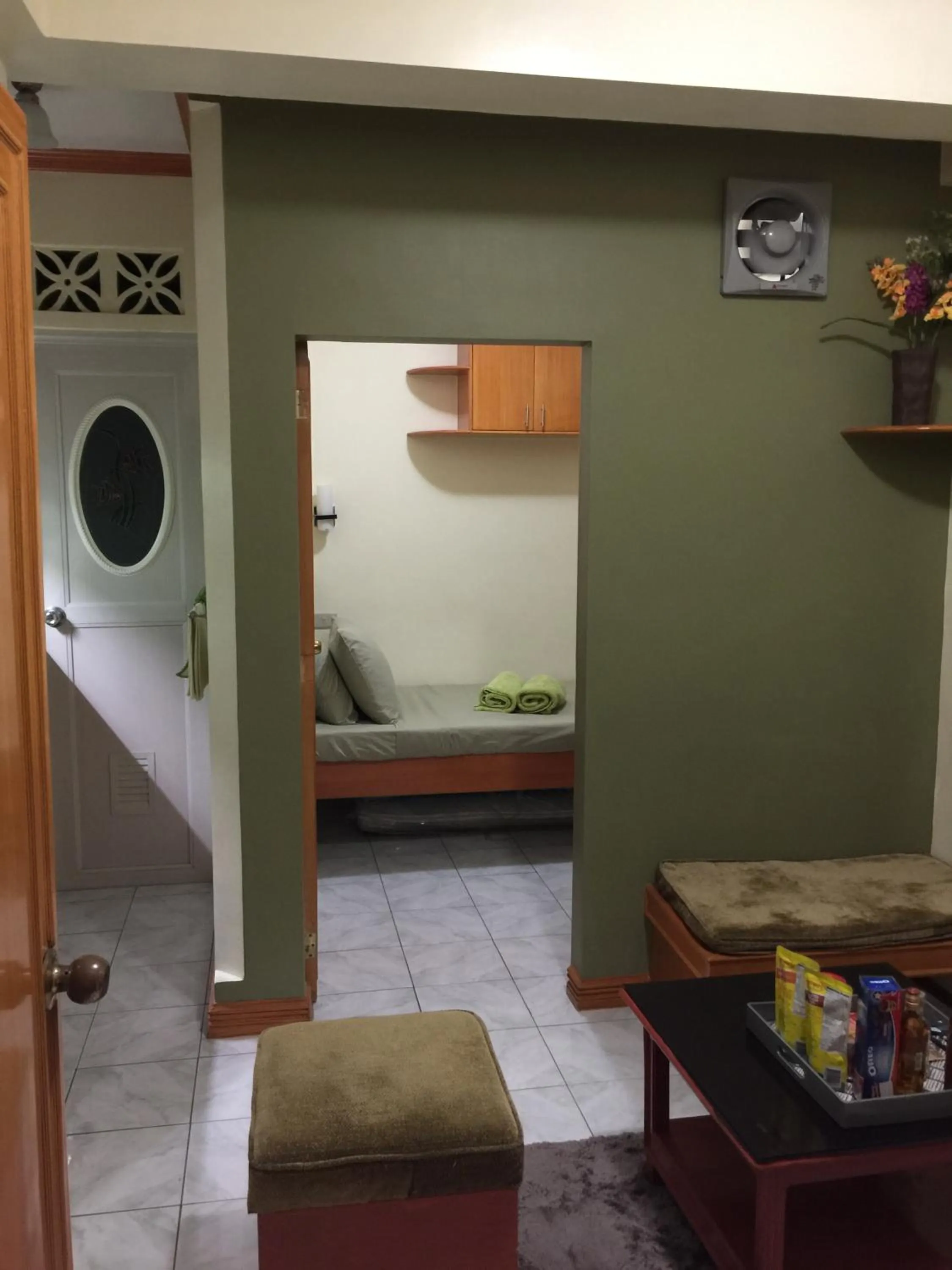 Las Pinas Serviced Apartment