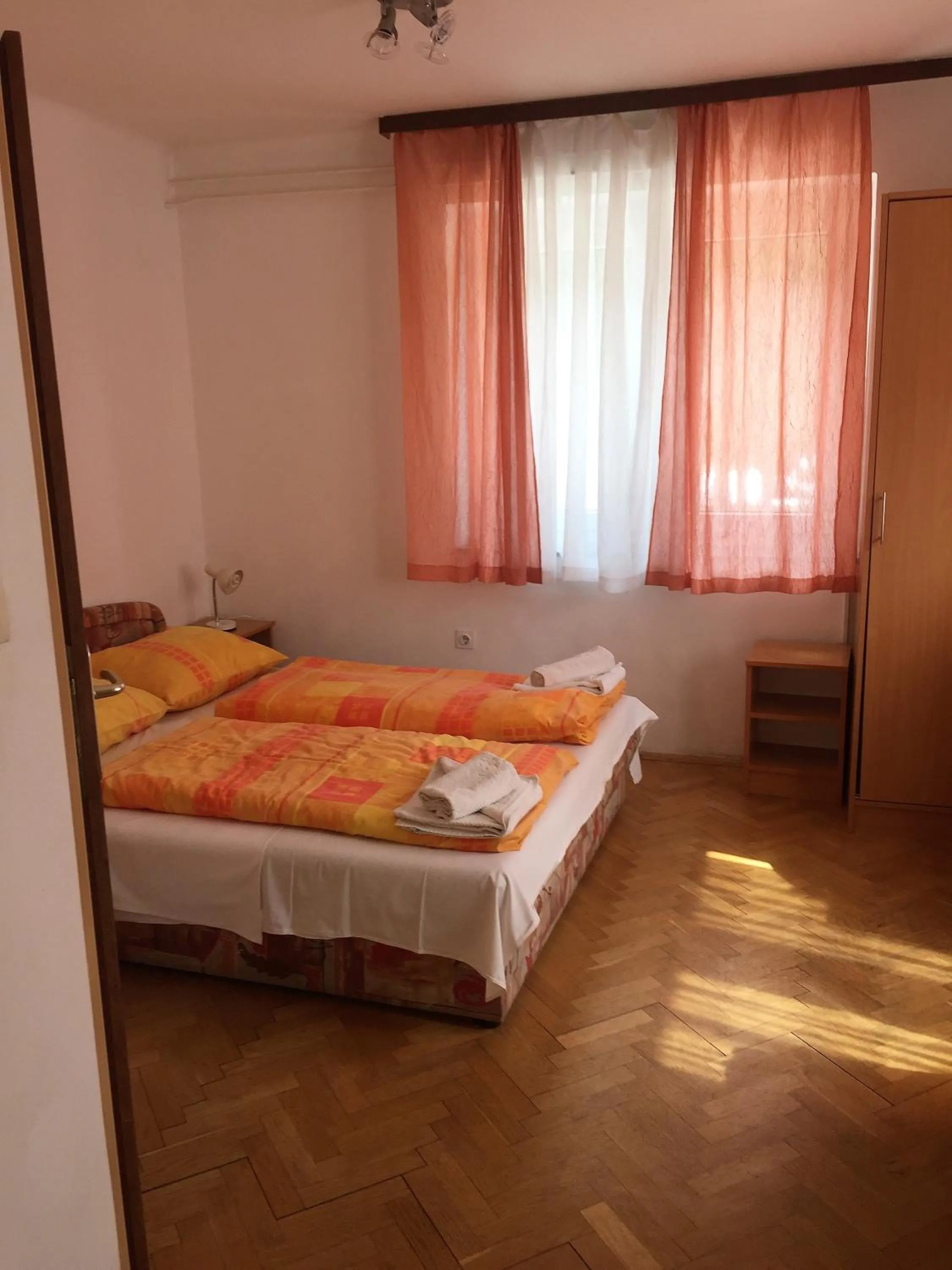 Photo of the whole room, Bed in Youth Hostel Nika