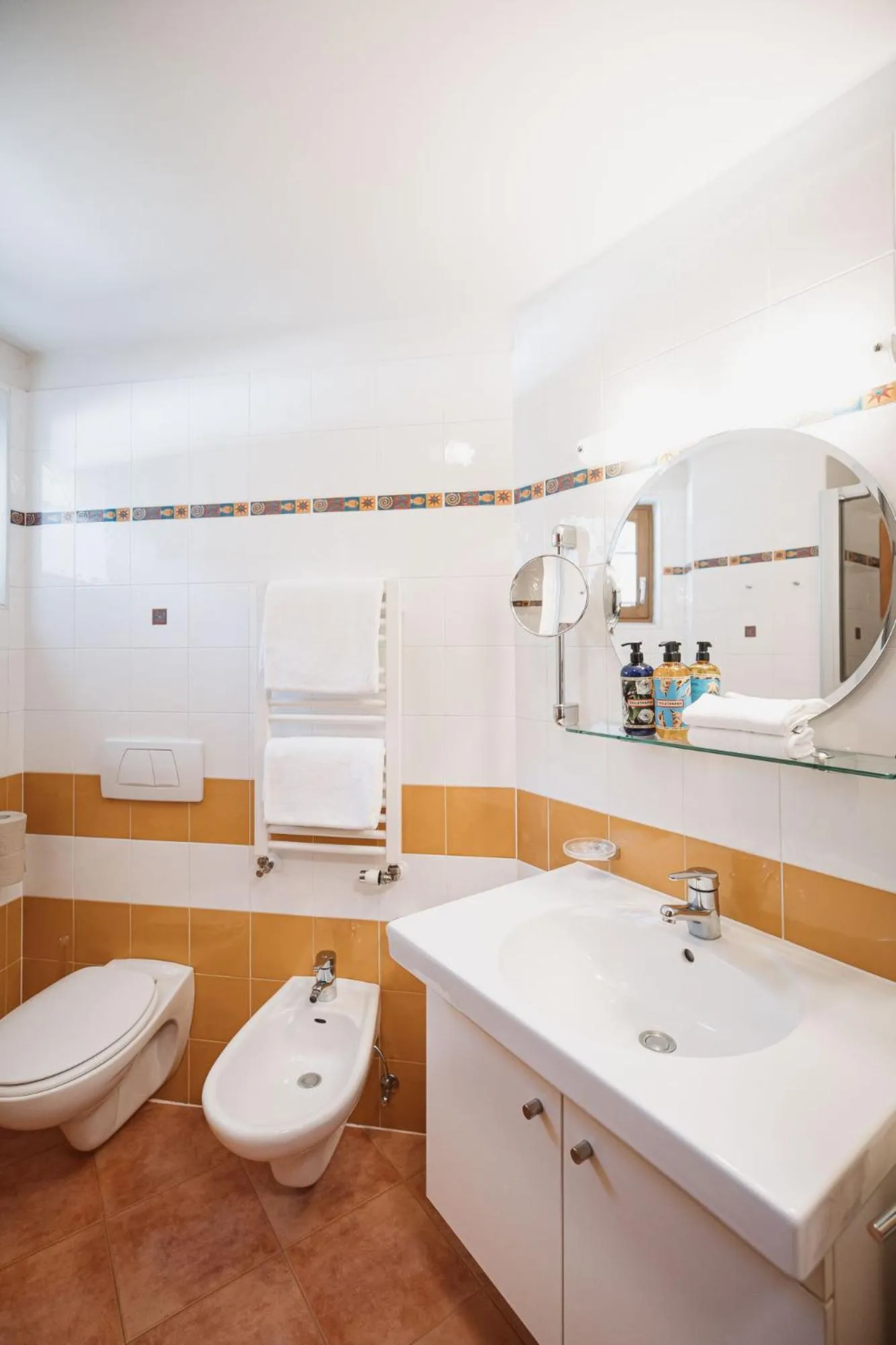Bathroom in Nancy's Holiday Homes Dolomites