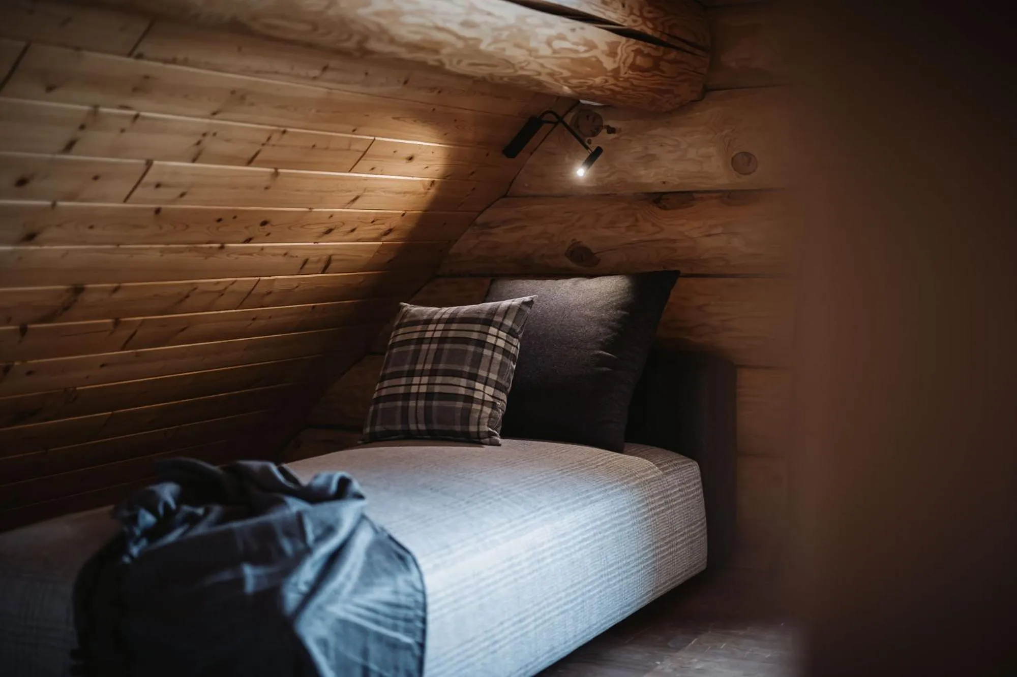 Decorative detail, Bed in Nancy's Holiday Homes Dolomites