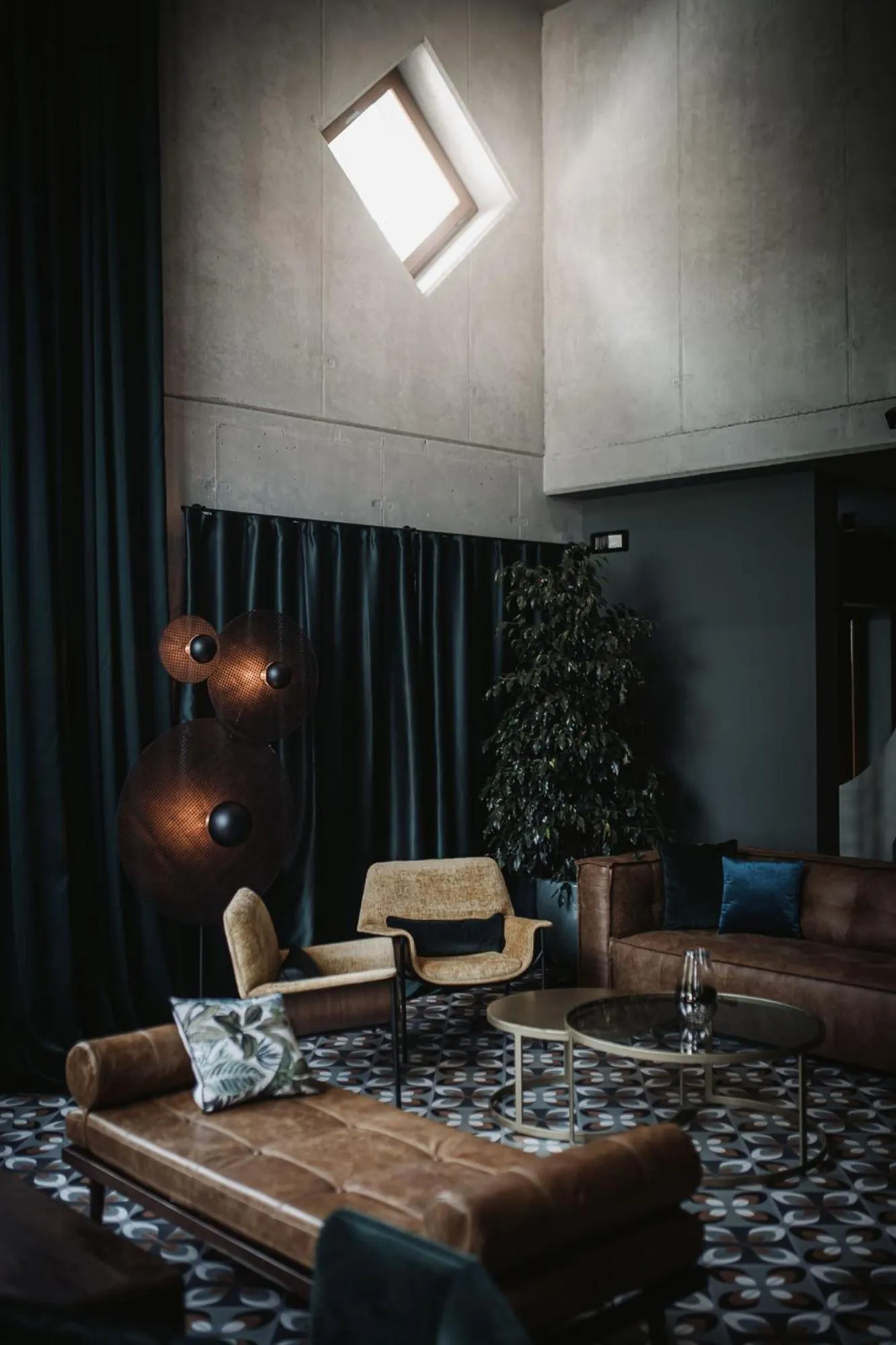 Lounge or bar in Nancy's Holiday Homes Dolomites