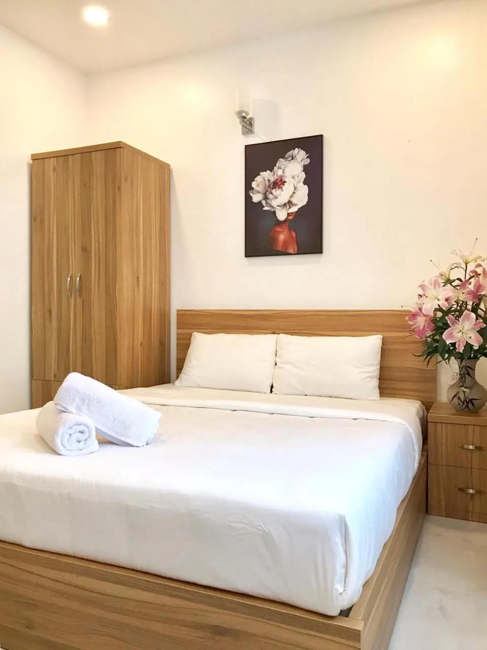 Bed in Louis Hotel - Bui Vien Walking Street