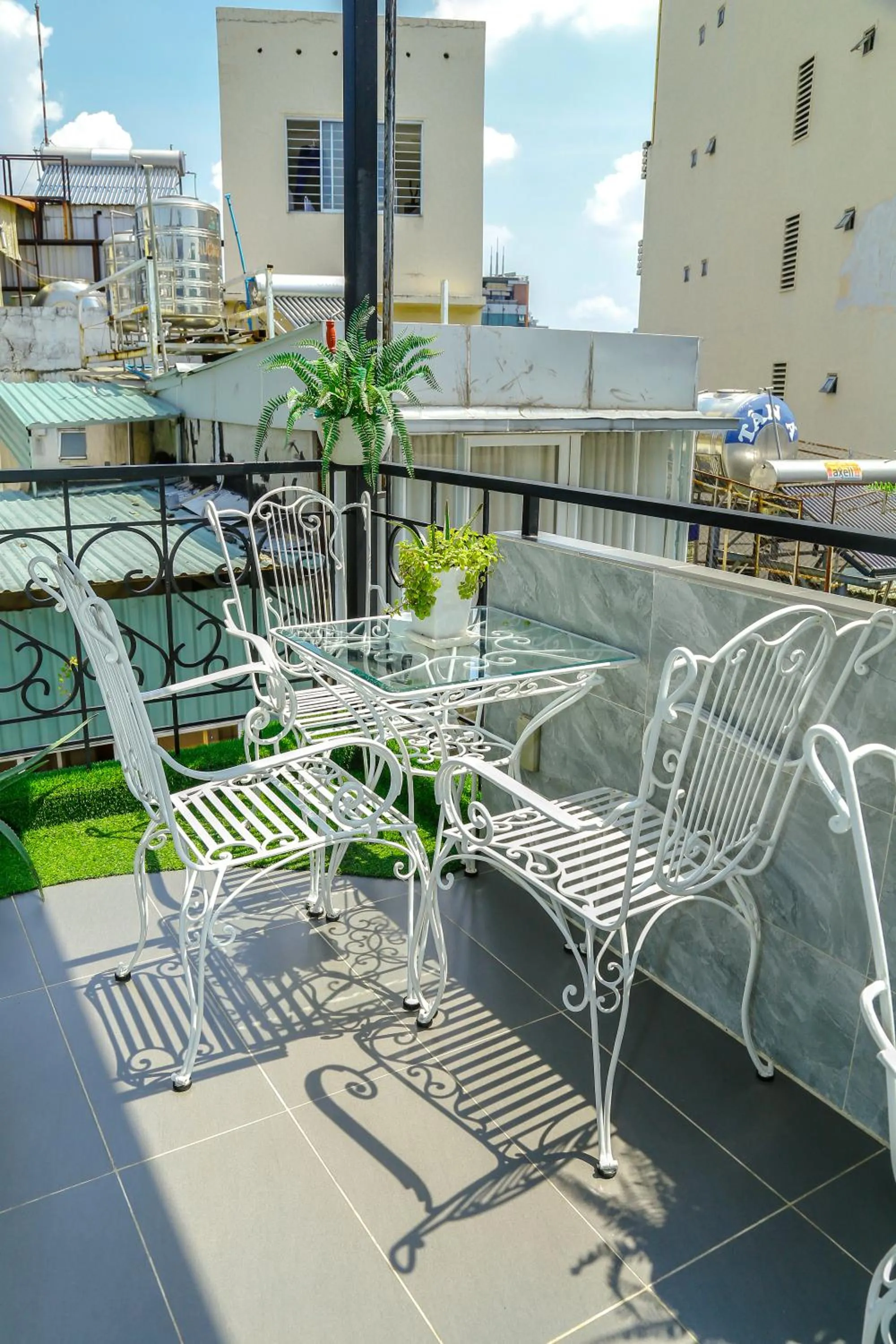 Louis Hotel - Bui Vien Walking Street