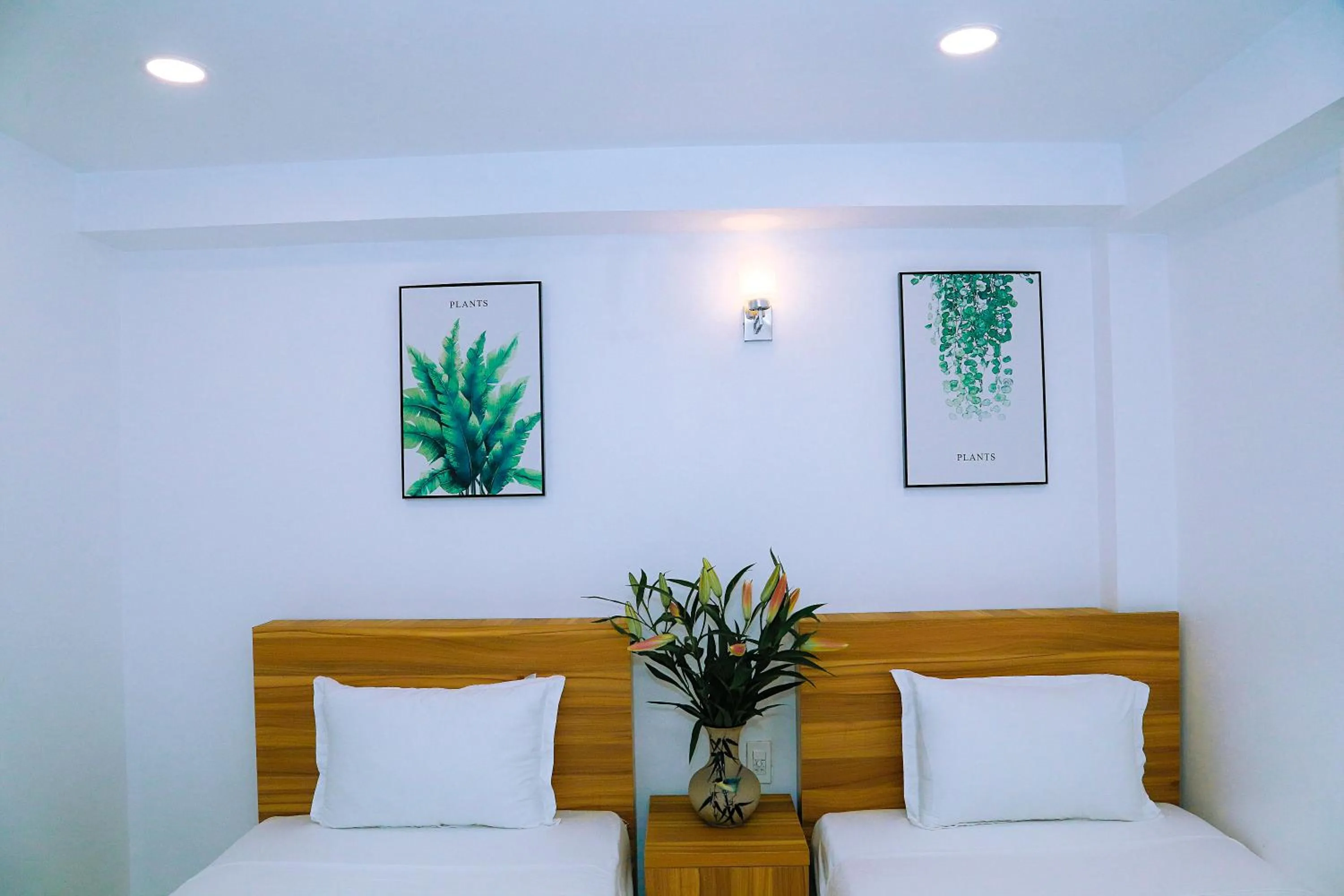 Bed in Louis Hotel - Bui Vien Walking Street