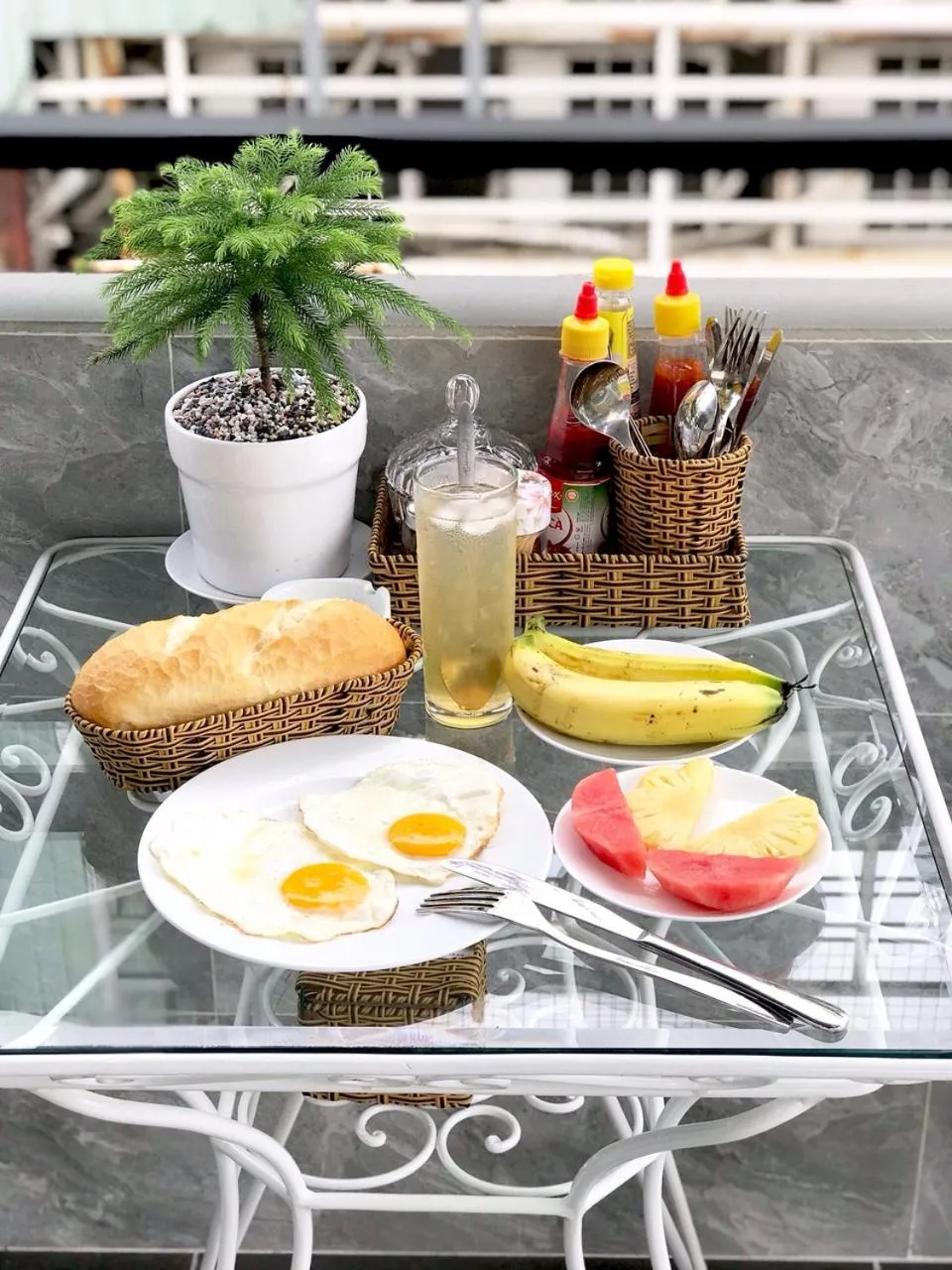 Property building in Louis Hotel - Bui Vien Walking Street