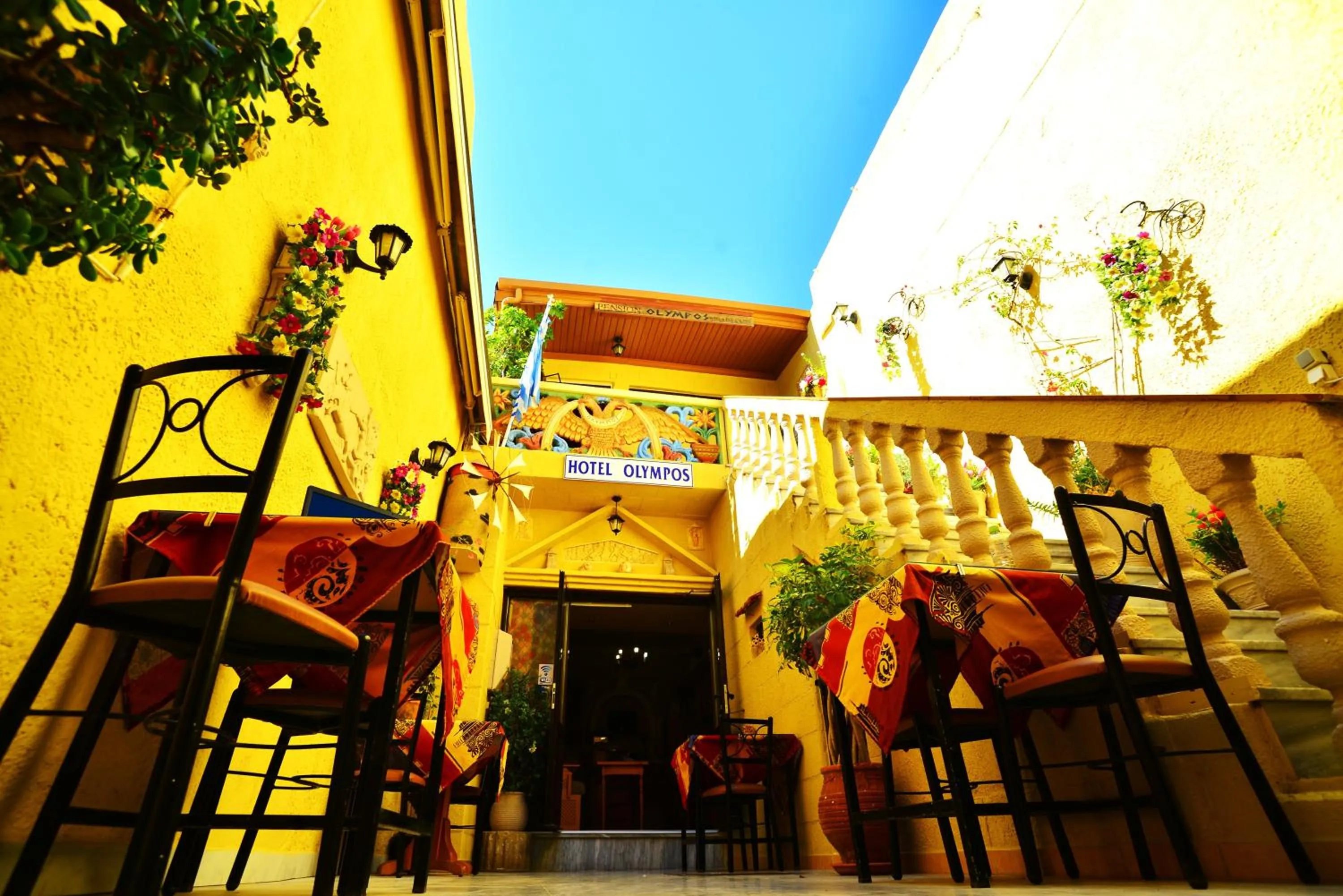 Restaurant/places to eat in Olympos Pension