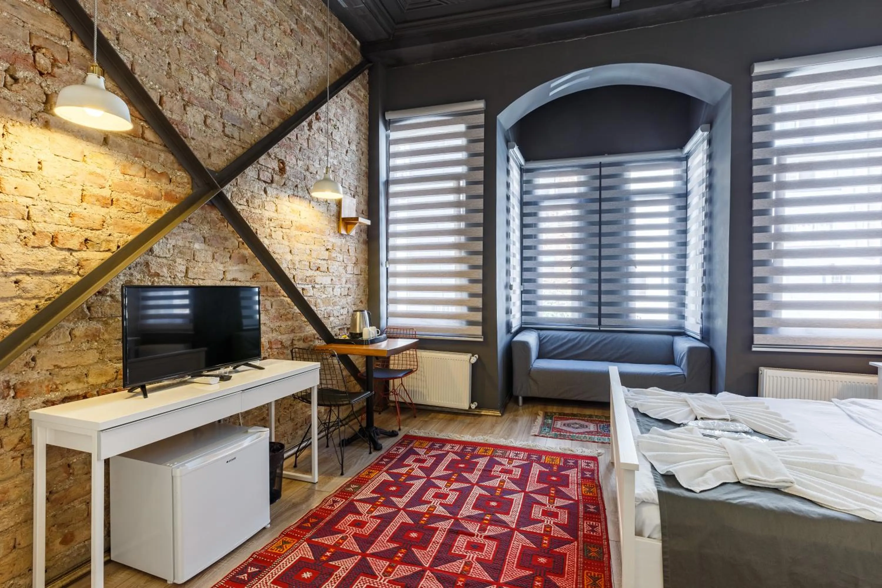 Bed in Hotel Miro Mansion Old City