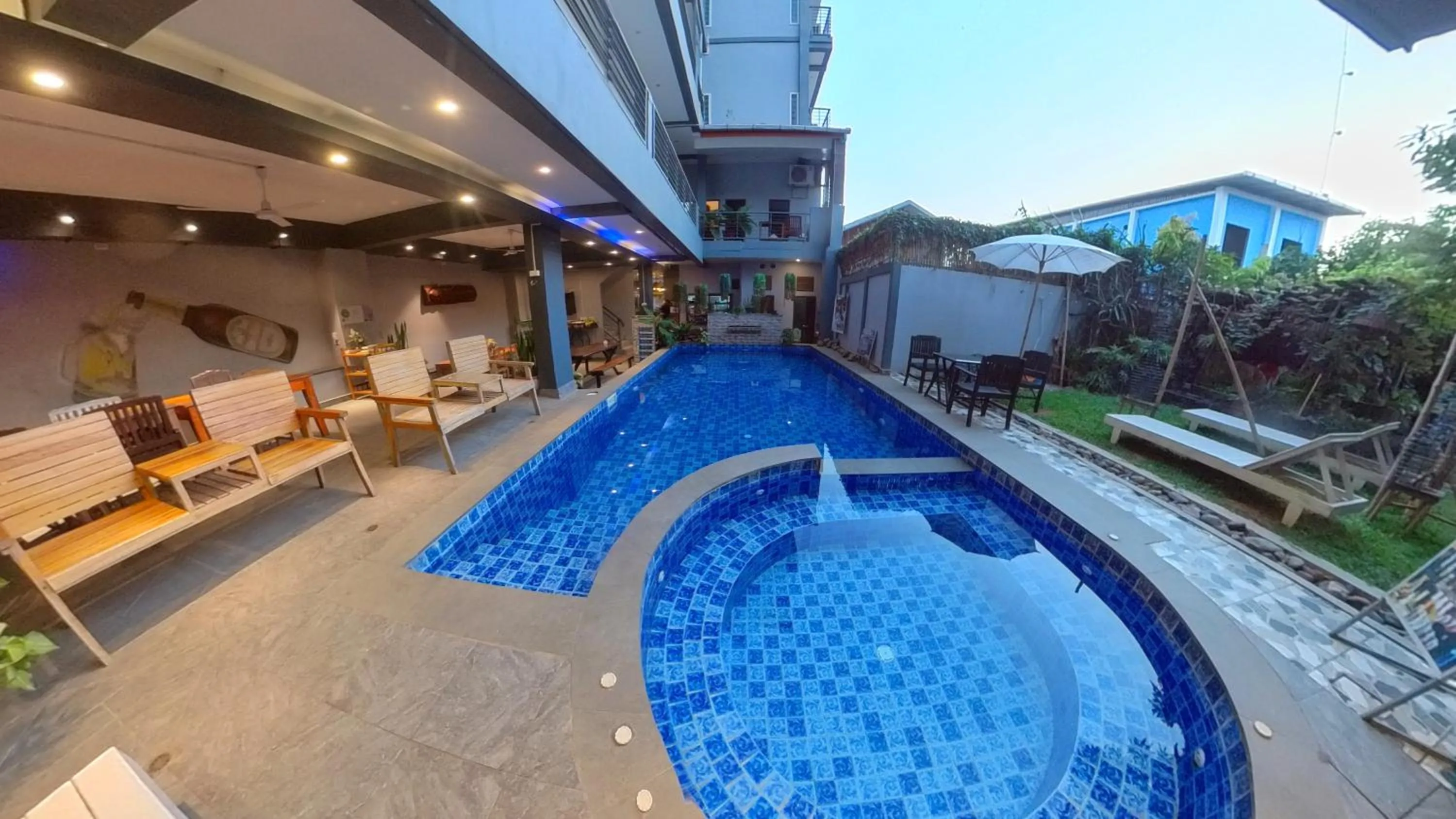 Property building in FARAWAY SUITES