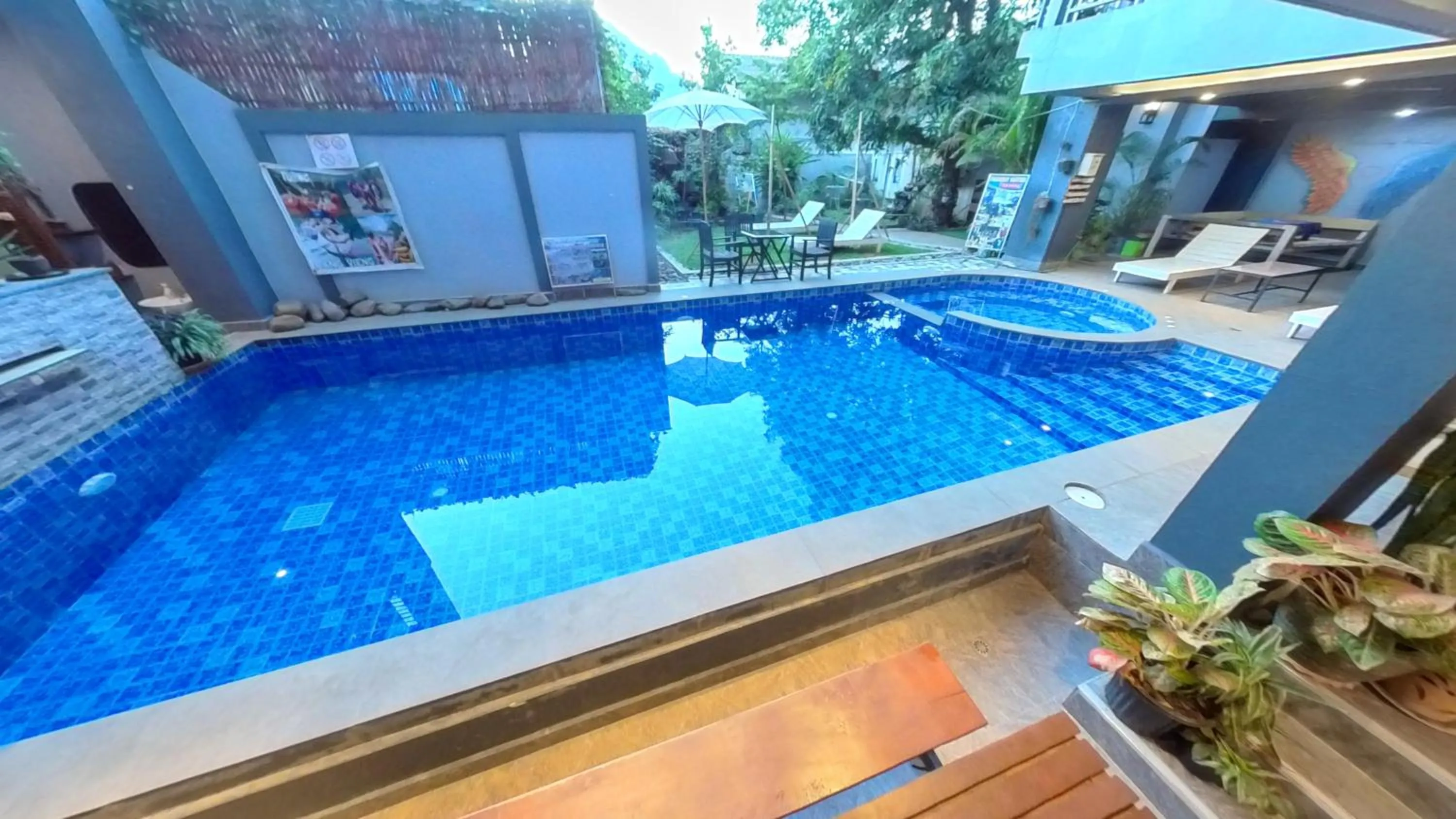 Property building in FARAWAY SUITES