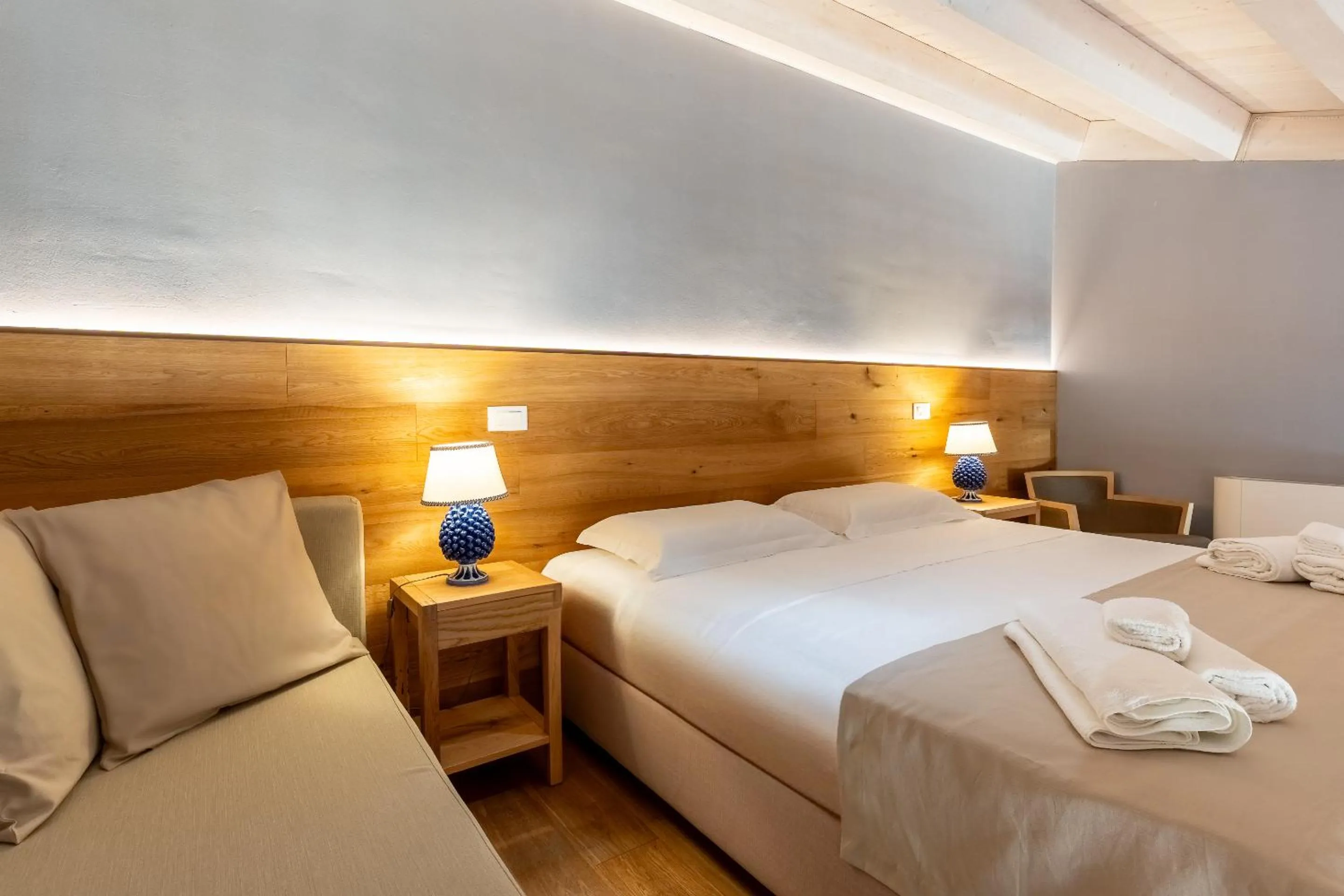 Bedroom, Bed in Ballium Luxury Relais