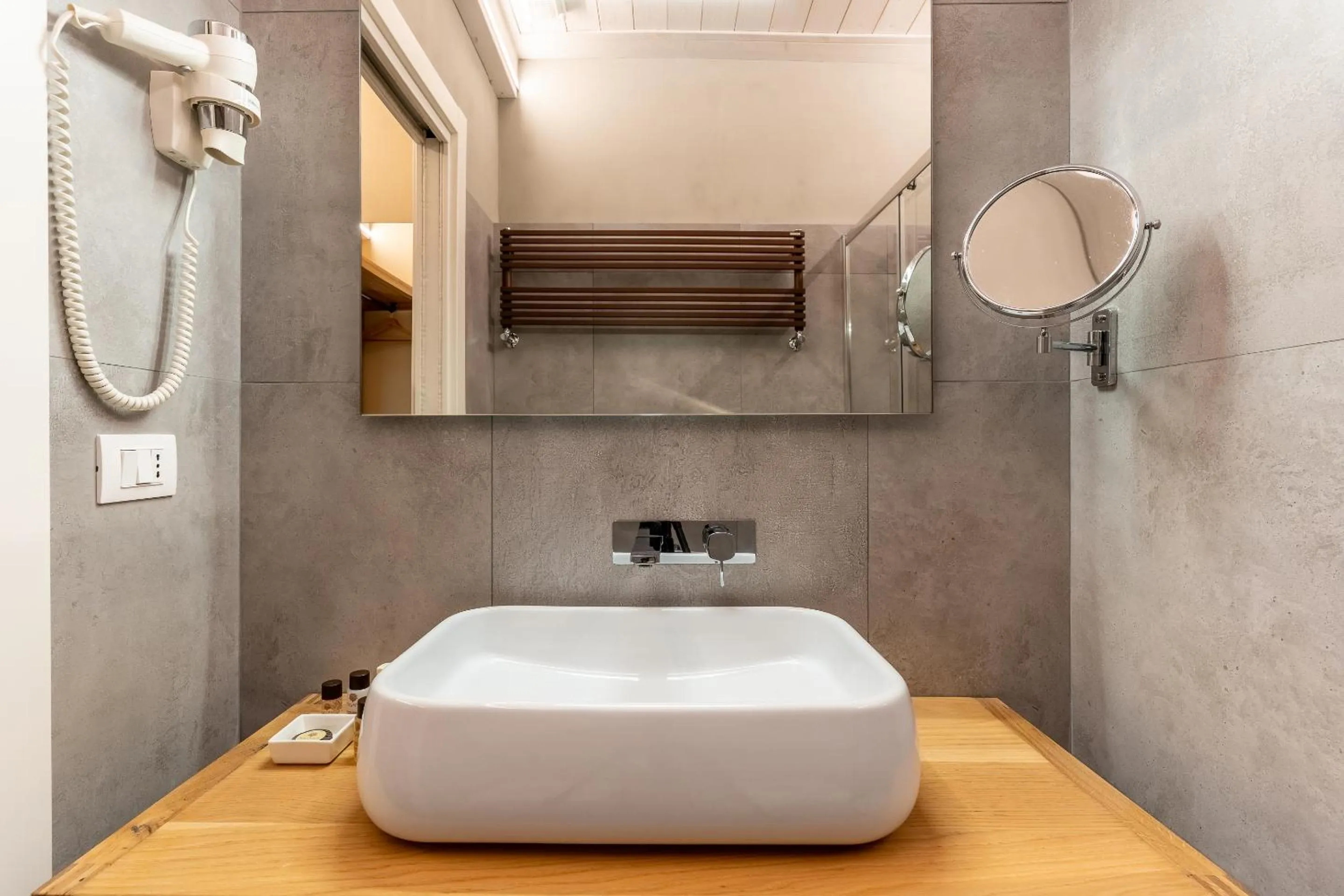 Bathroom in Ballium Luxury Relais