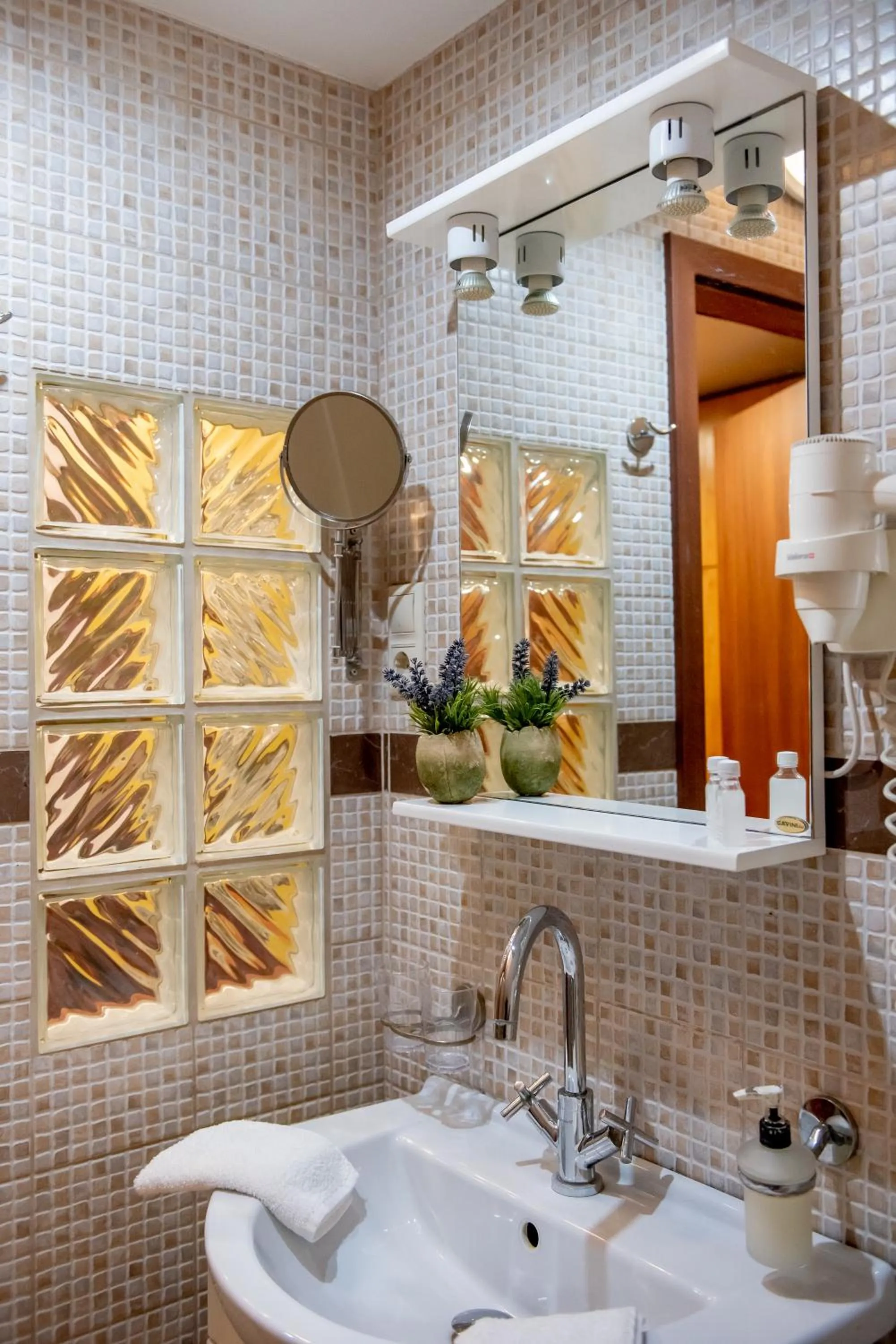 Bathroom in Nyerges Hotel Termál Superior