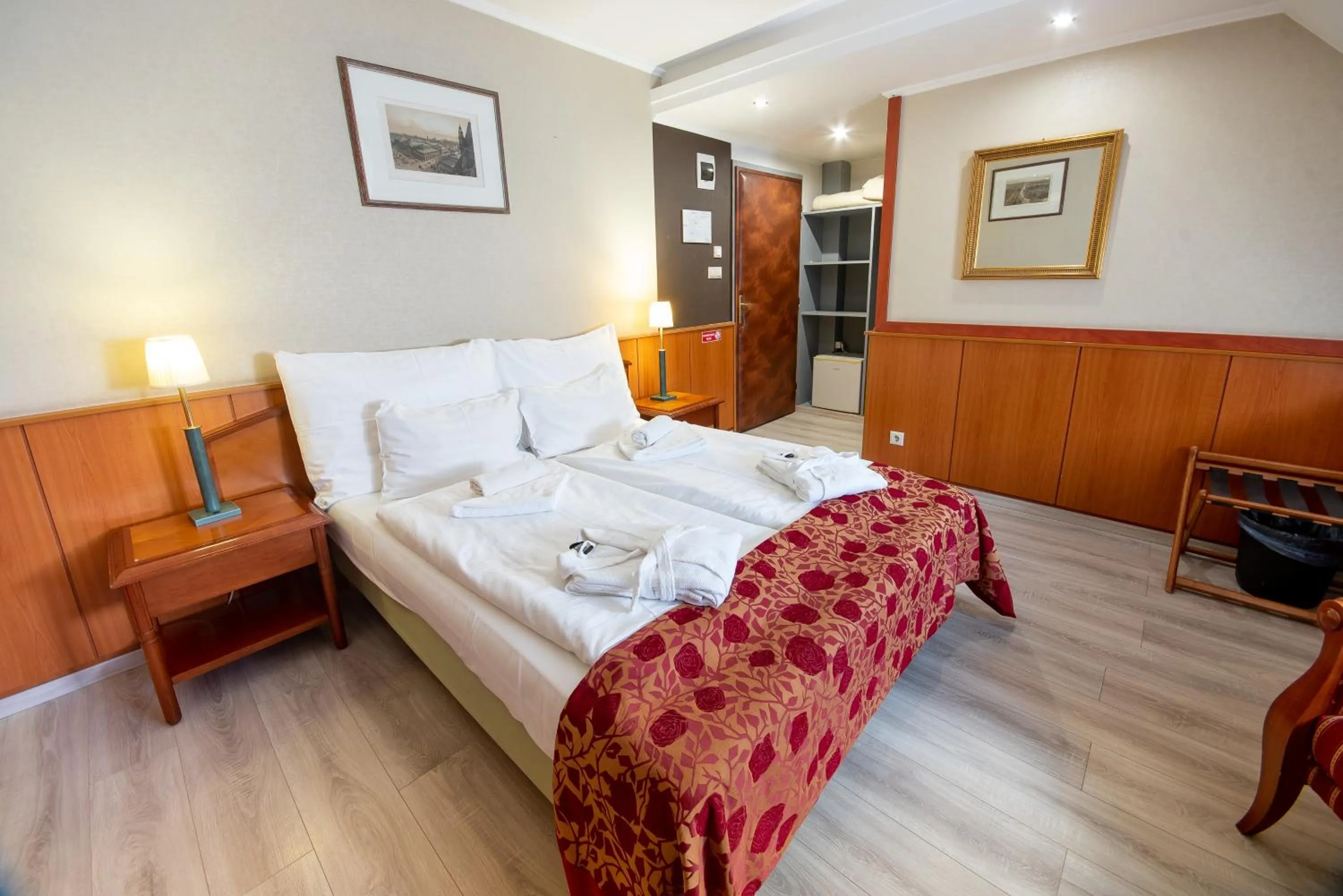 Photo of the whole room, Bed in Nyerges Hotel Termál Superior