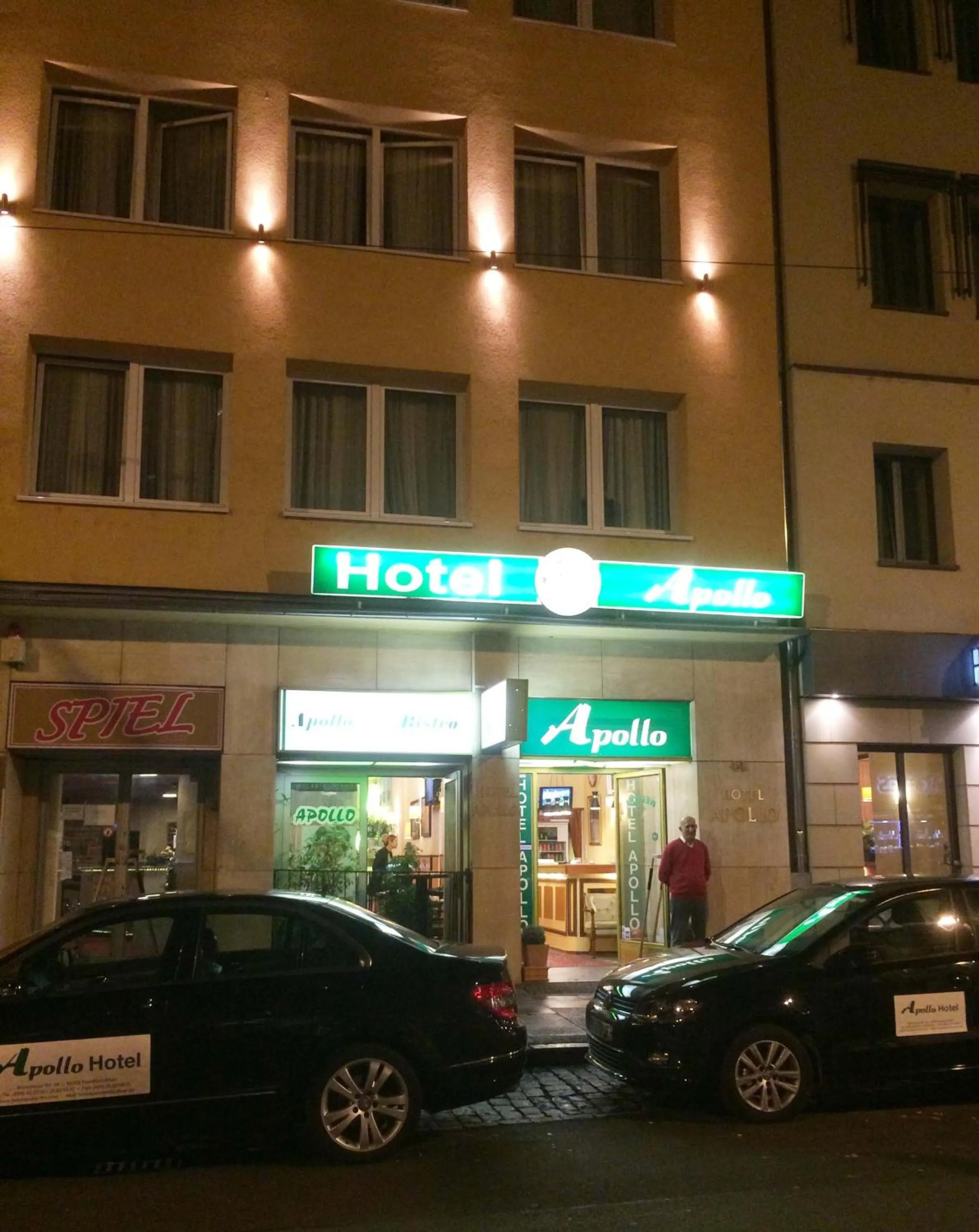 Facade/entrance in Apollo