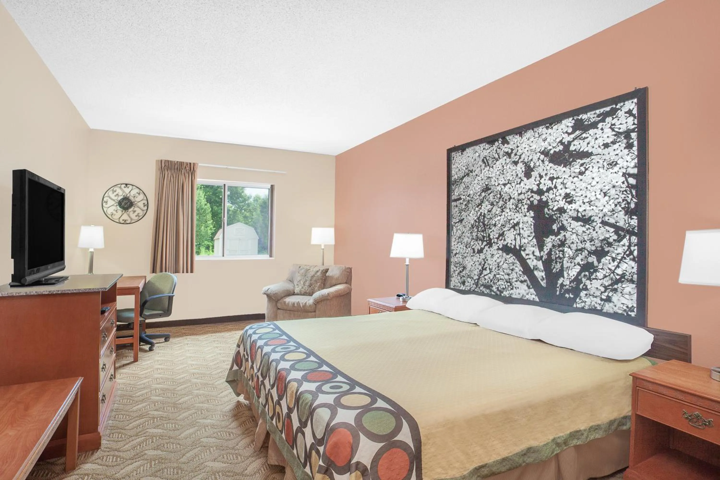 Bedroom, Bed in Super 8 by Wyndham Central City