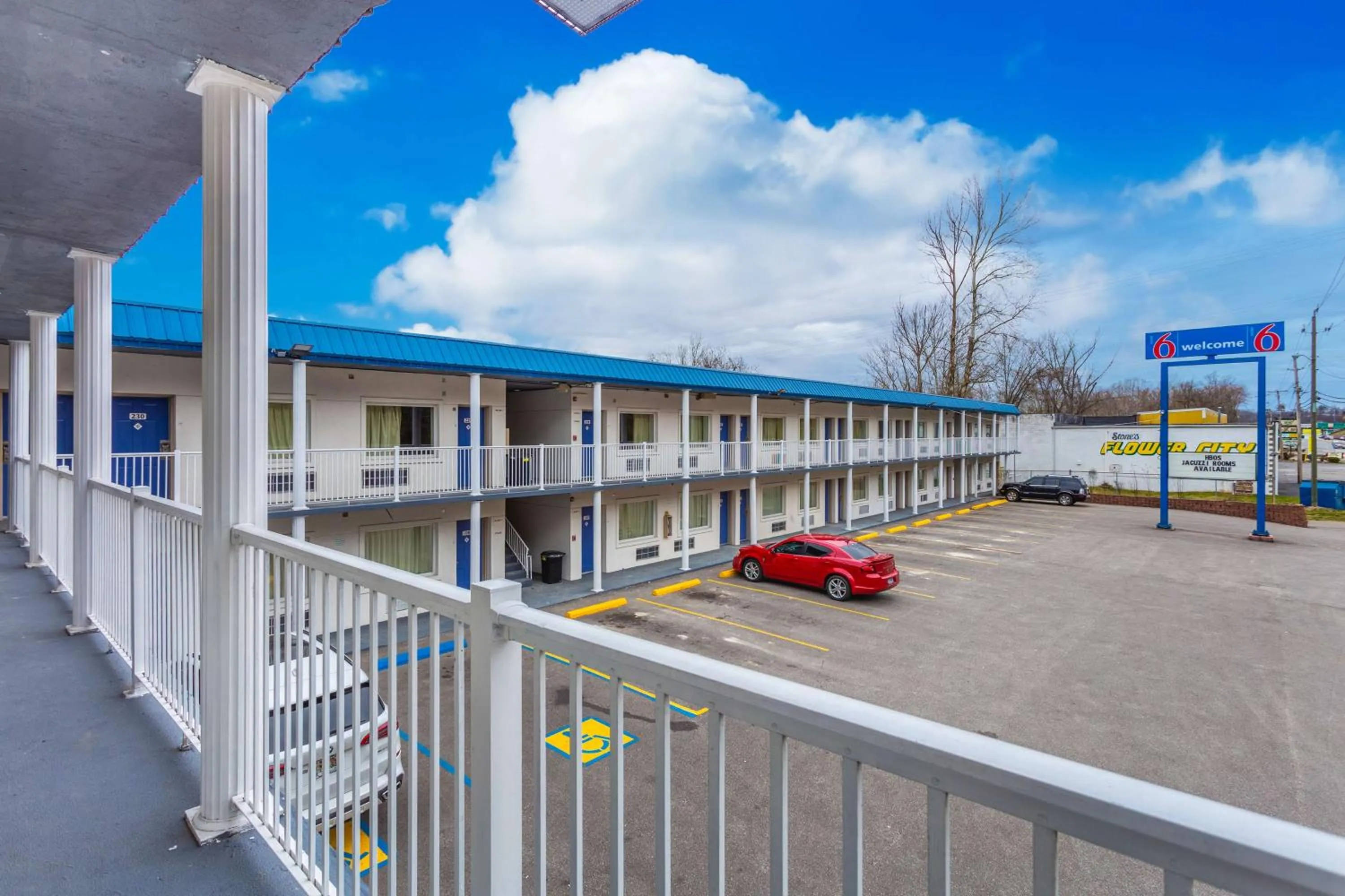 Property building in Motel 6-Huntington, WV