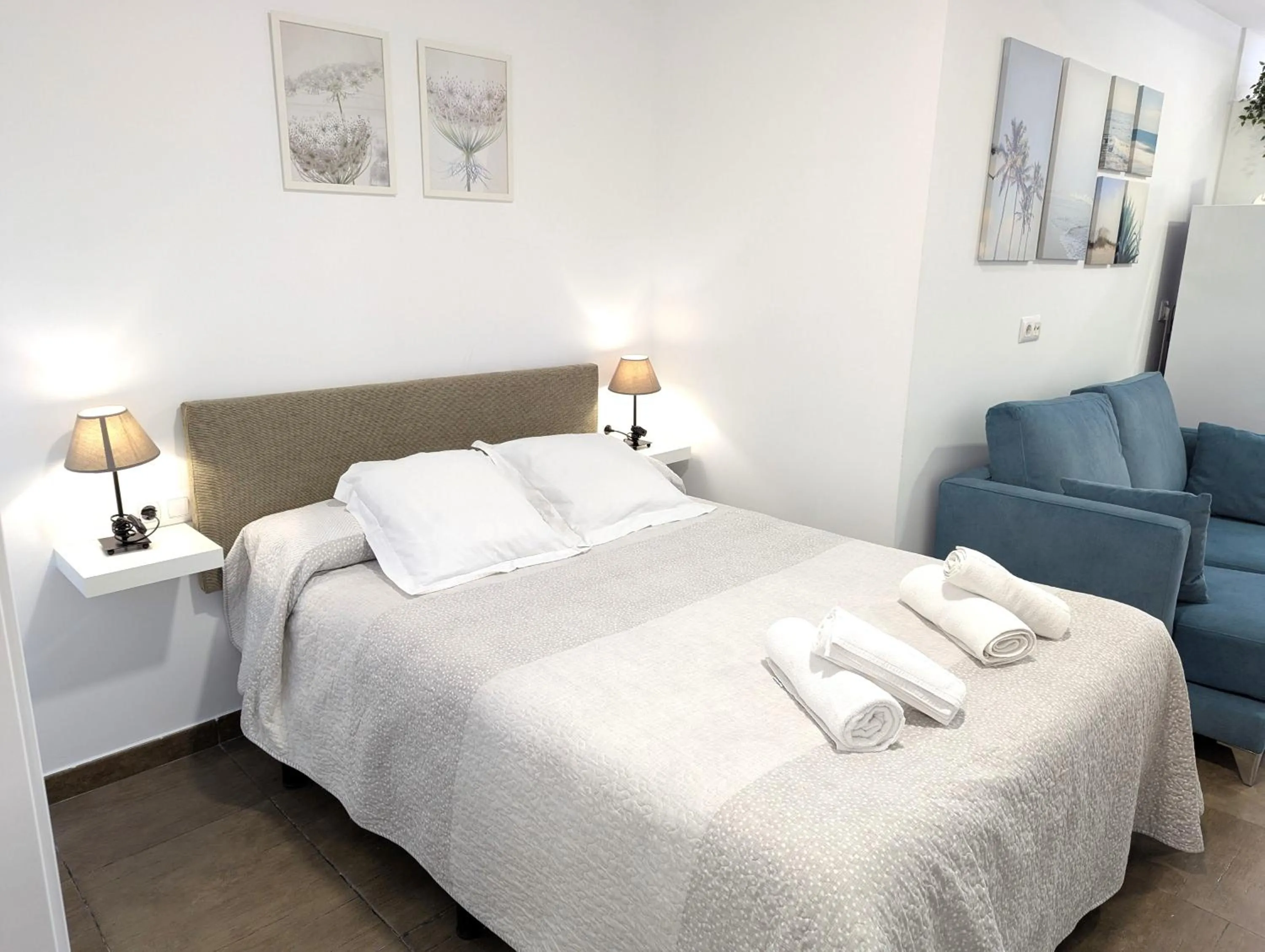 Bed in Estudios en la playa