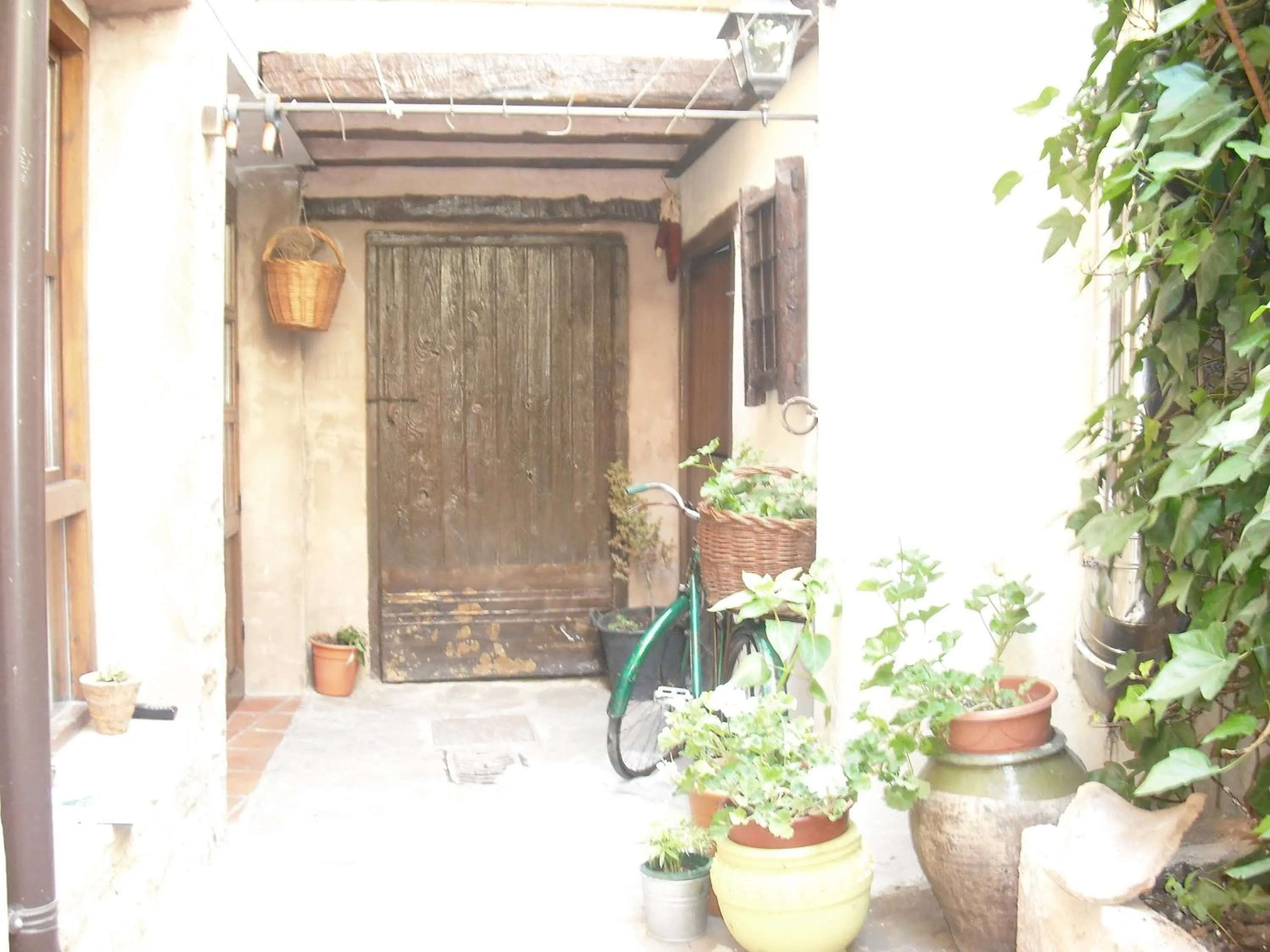 Facade/entrance in Casa de Oria