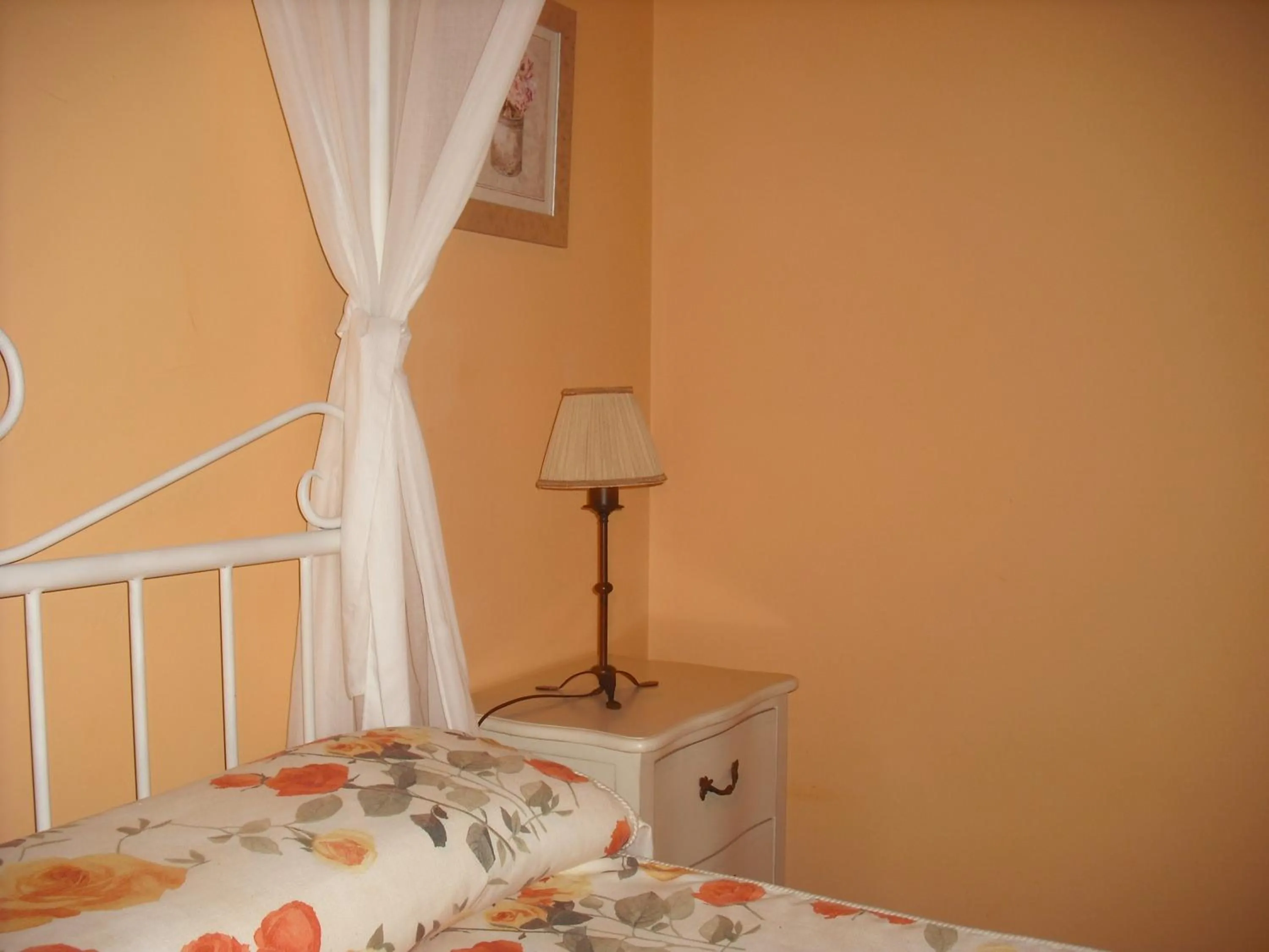 Decorative detail, Bed in Casa de Oria
