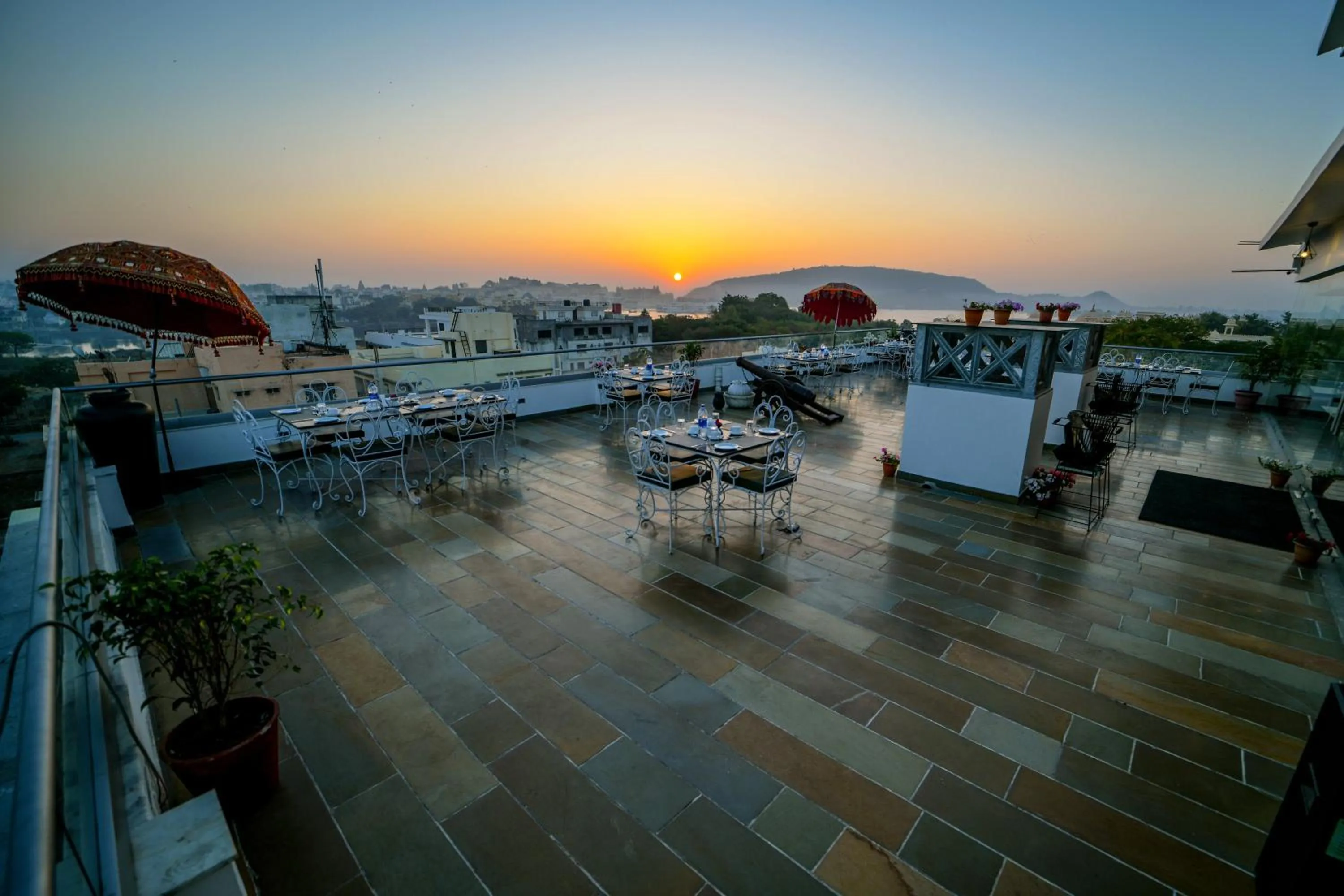 Restaurant/places to eat in The Ramvilas - A Rooftop Pichola Lake View Hotel