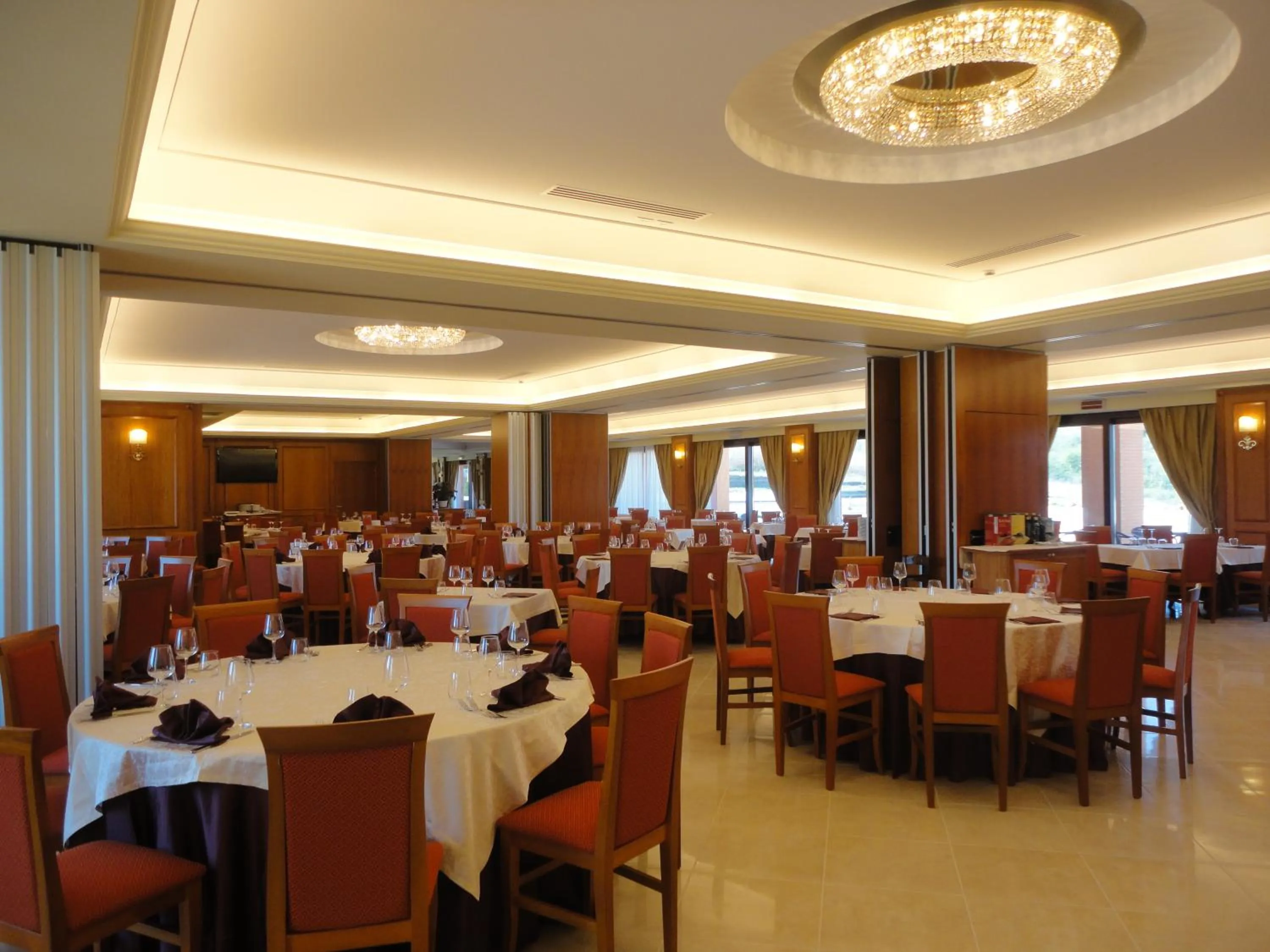 Restaurant/places to eat in Domus Hotel