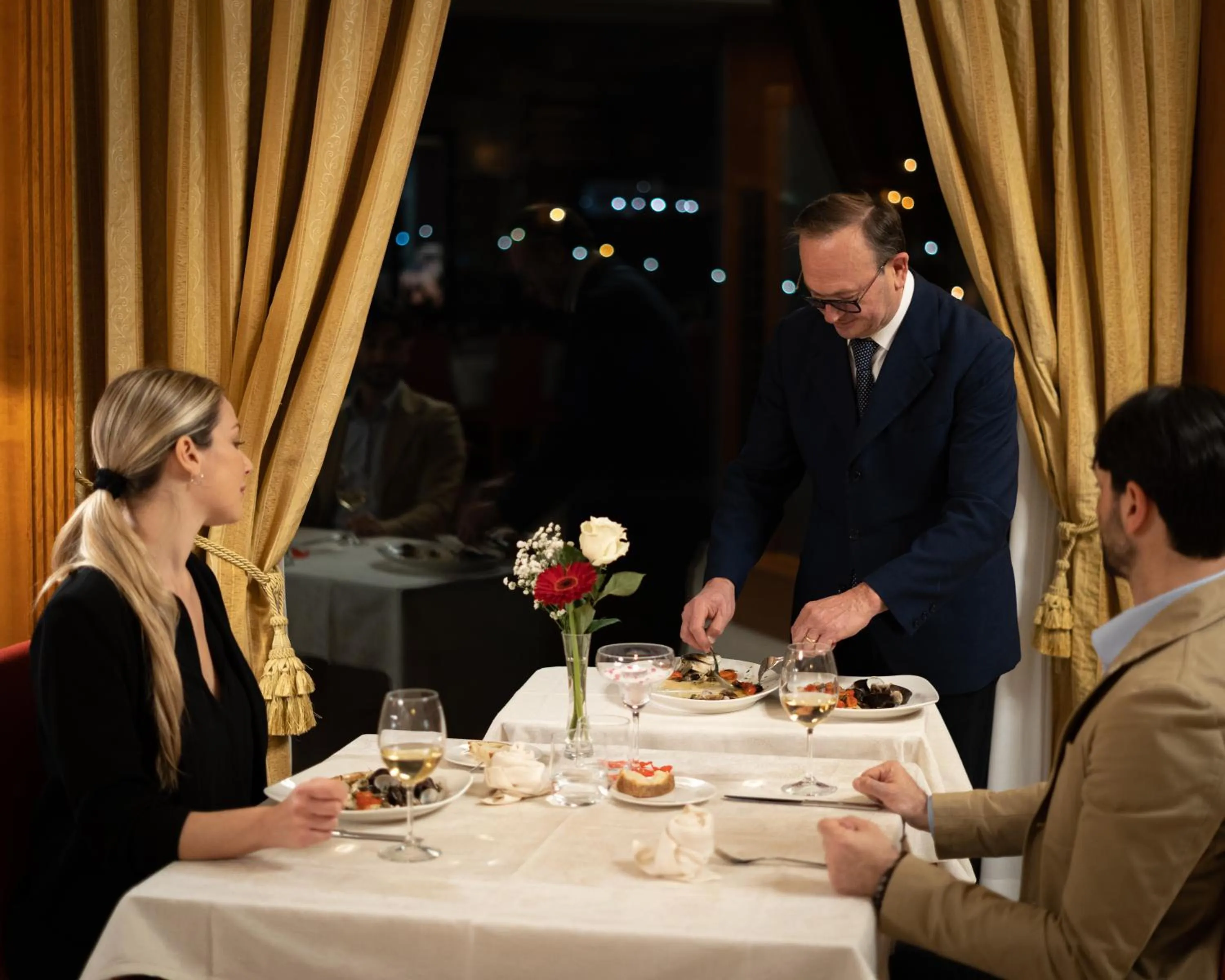 Restaurant/places to eat in Domus Hotel