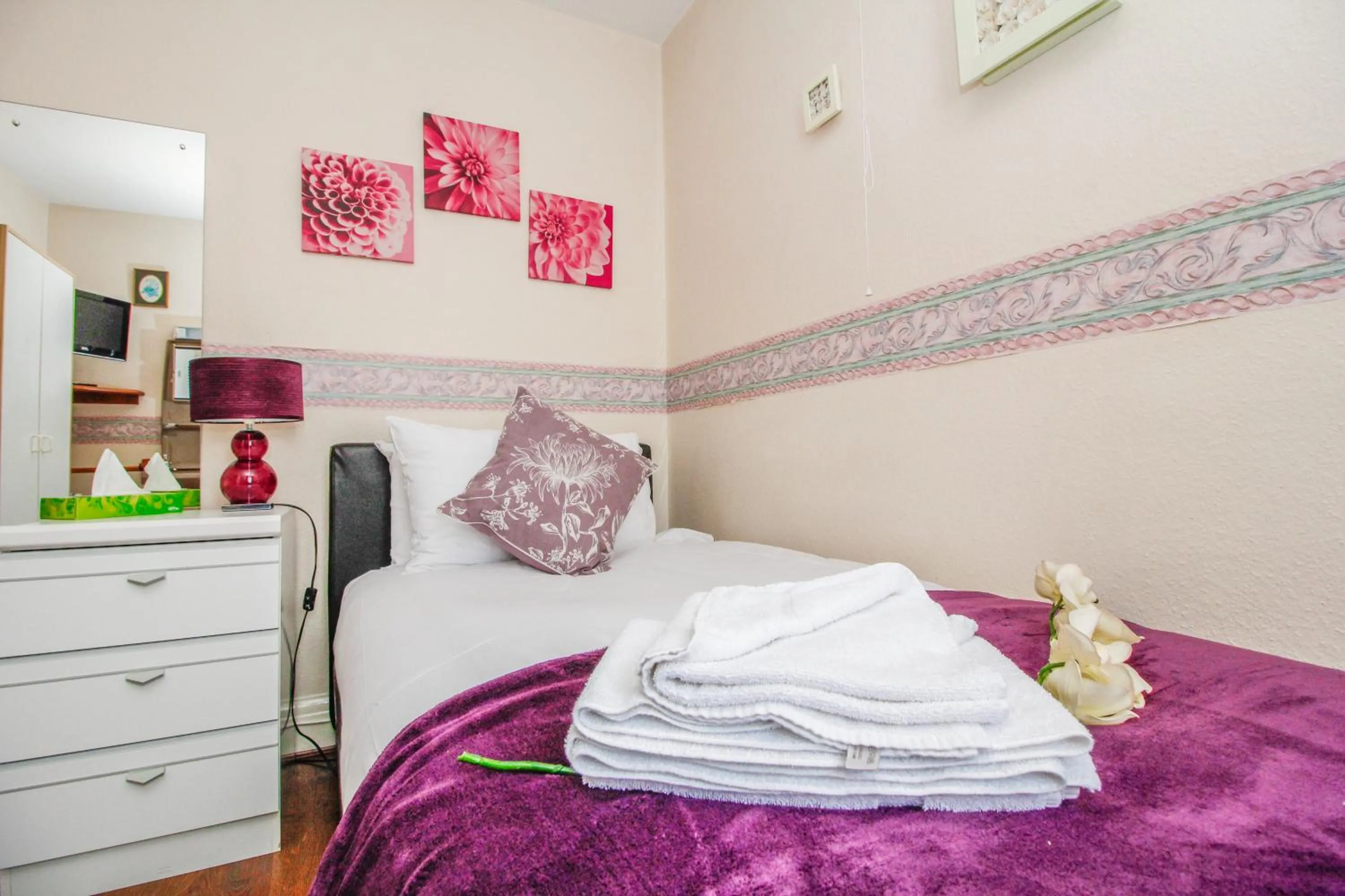 Bed in Harris Guest Accommodation