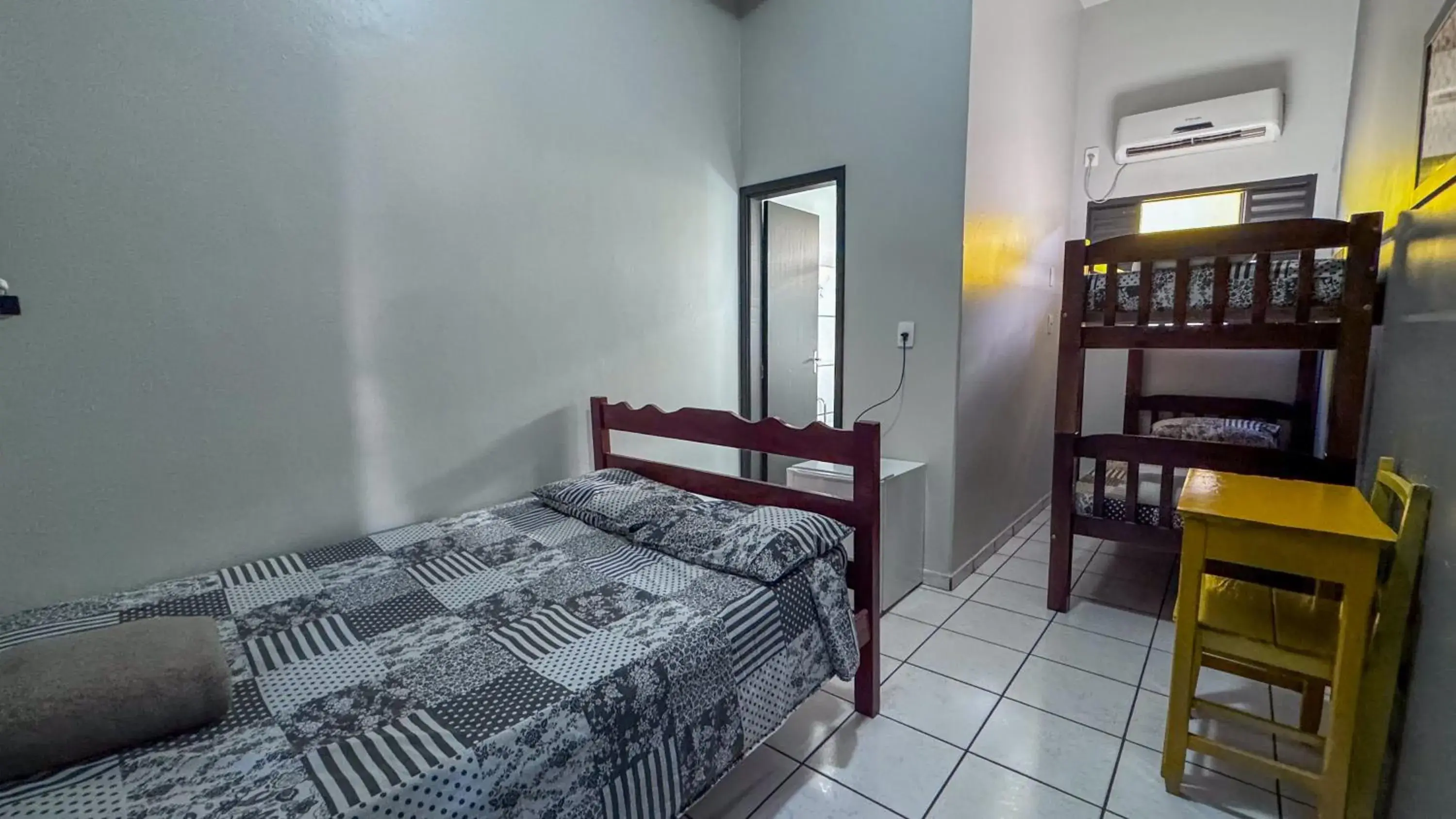 Triple Room - single occupancy in Pling Hotel Triple Room - single occupancy in Pling Hotel