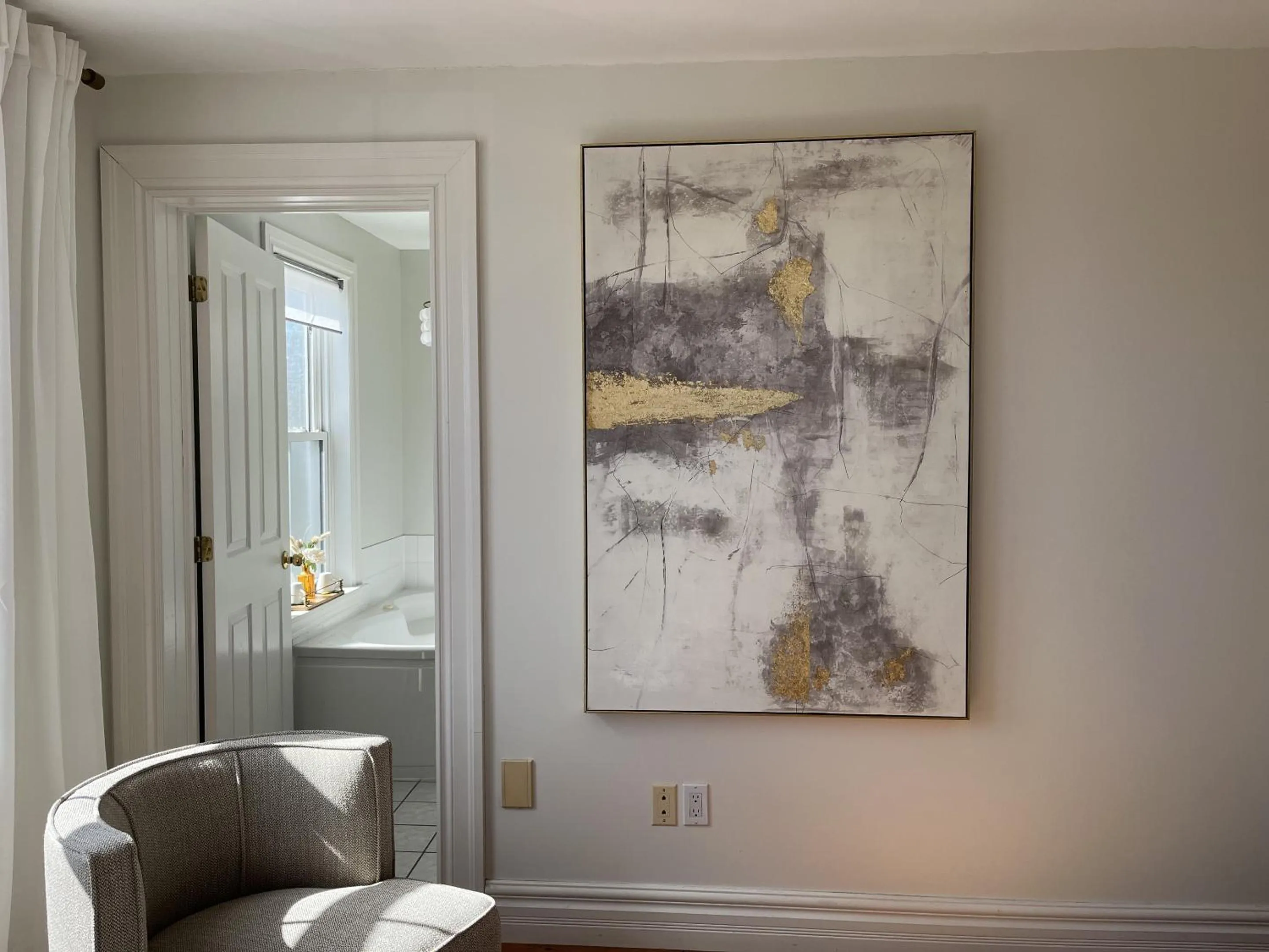 Bedroom in Surfside Inn