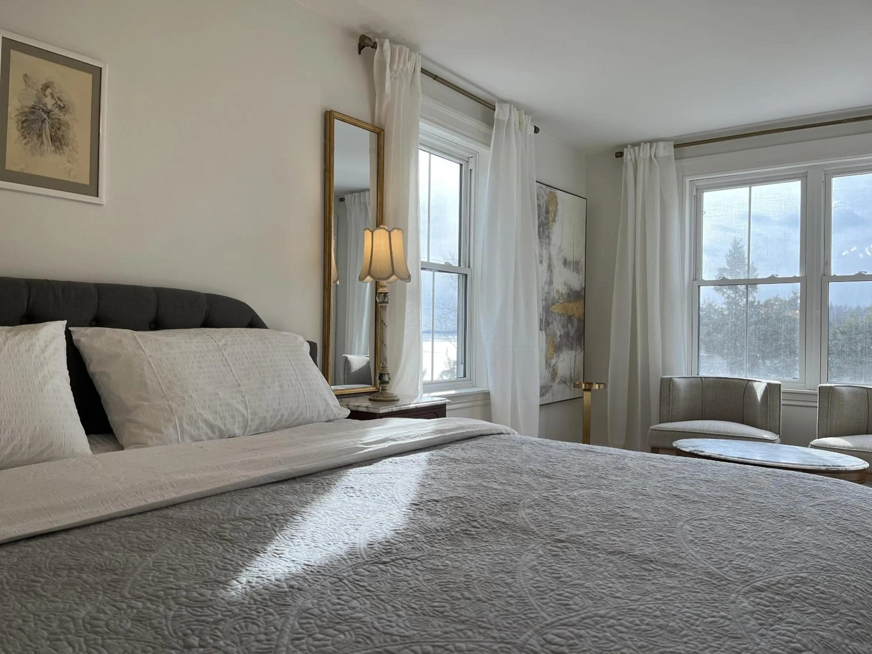 Bedroom, Bed in Surfside Inn