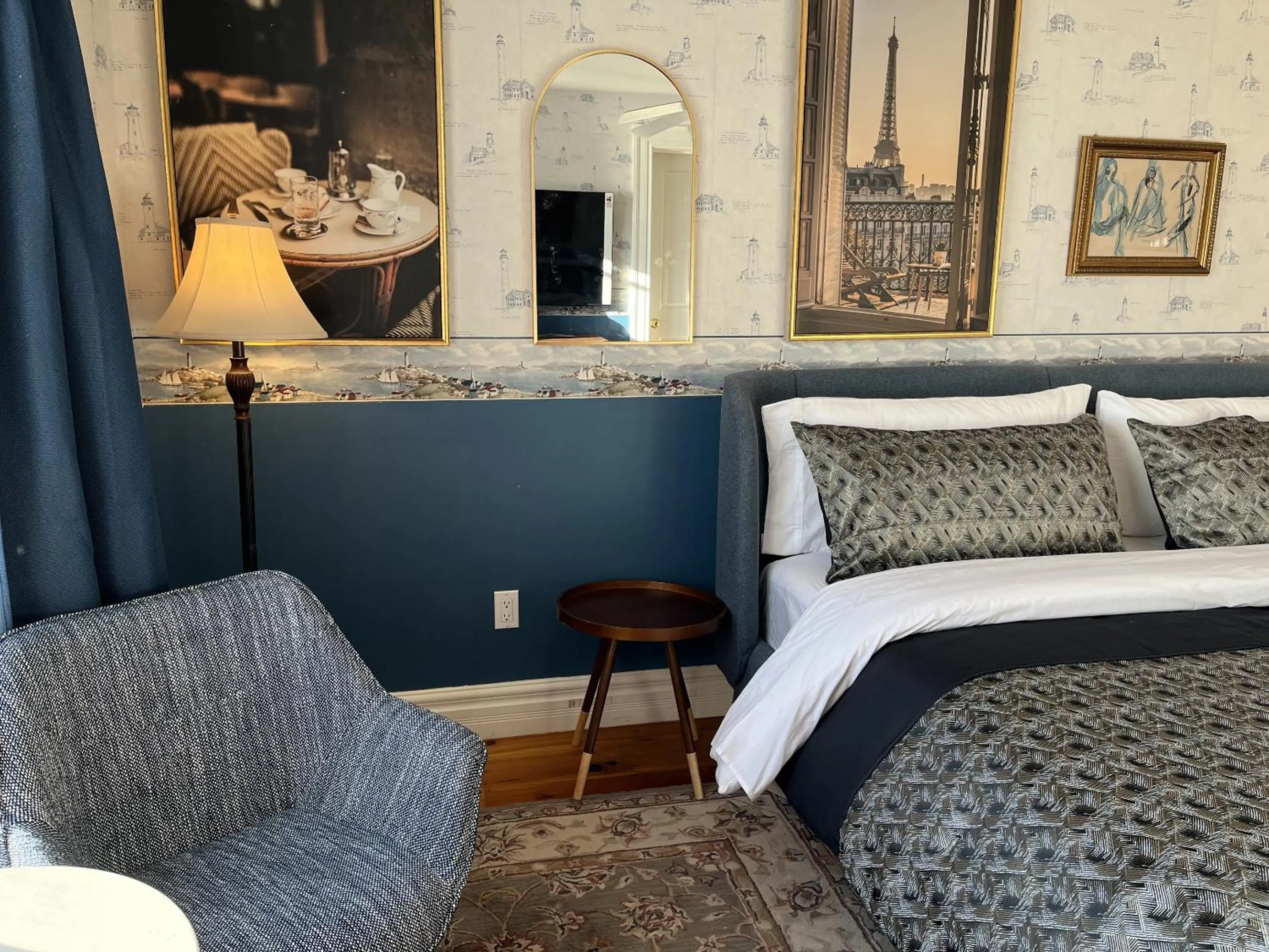 Bedroom, Bed in Surfside Inn