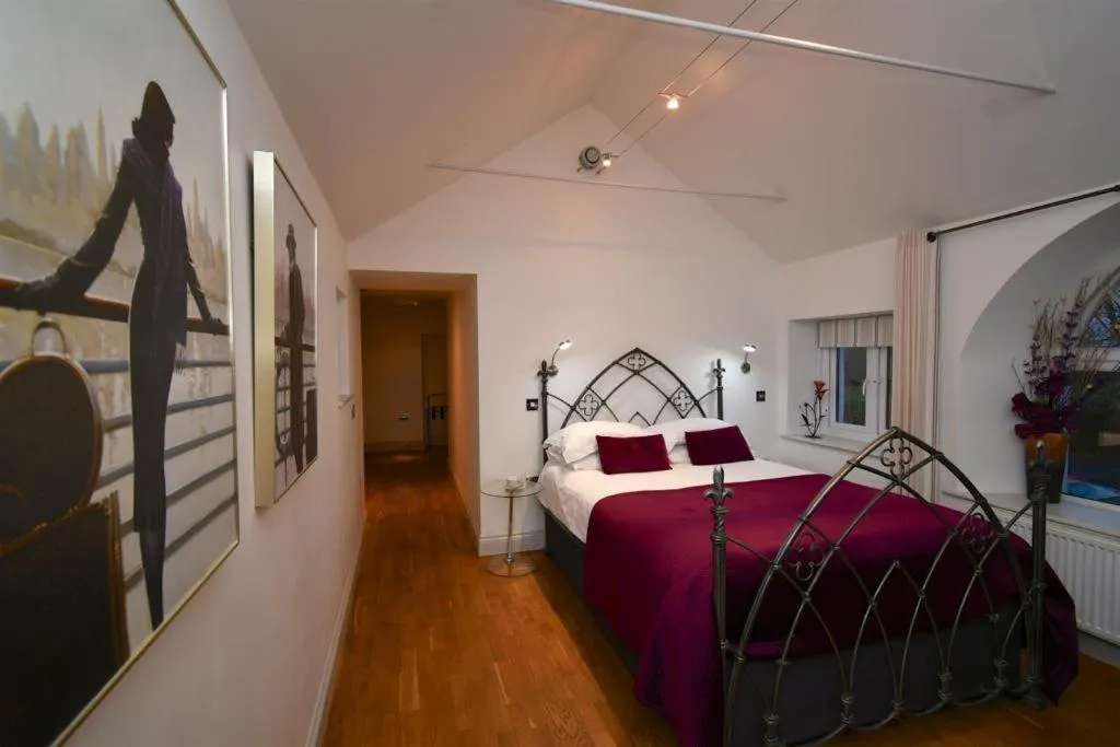 Tudor Lodge Bed & Breakfast