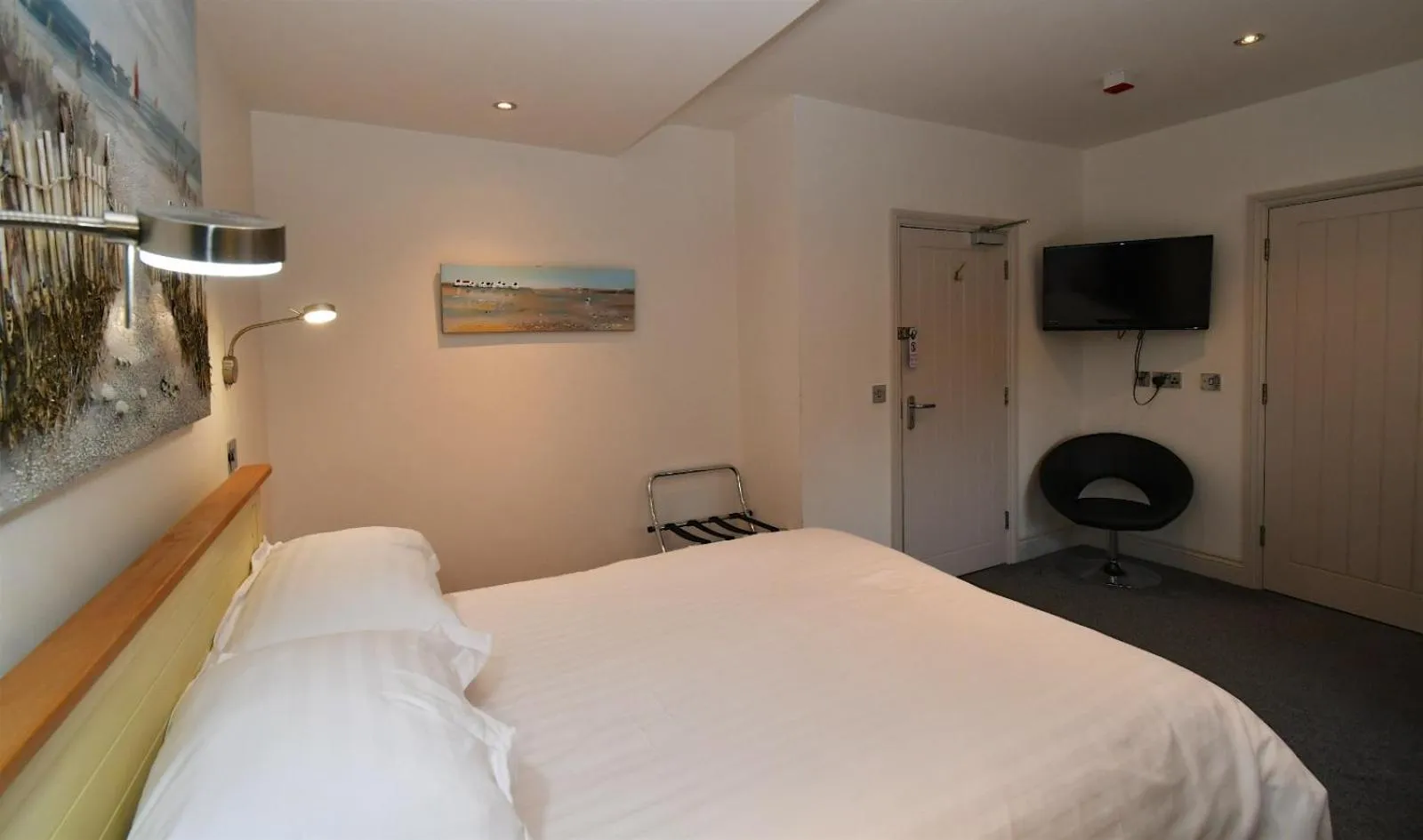 Tudor Lodge Bed & Breakfast