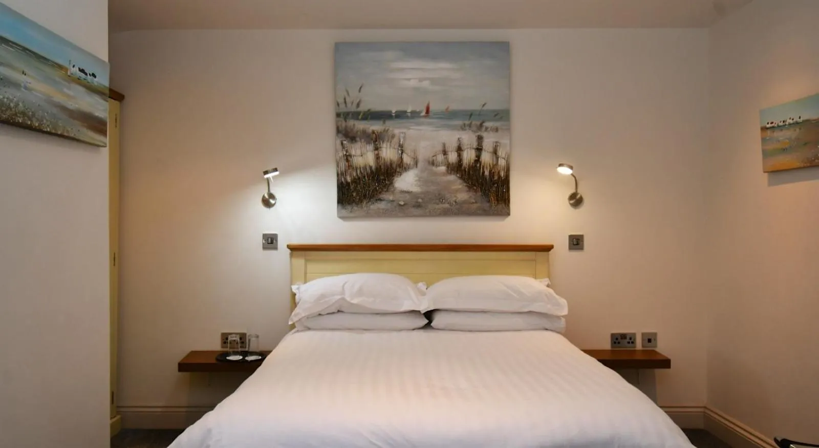 Tudor Lodge Bed & Breakfast