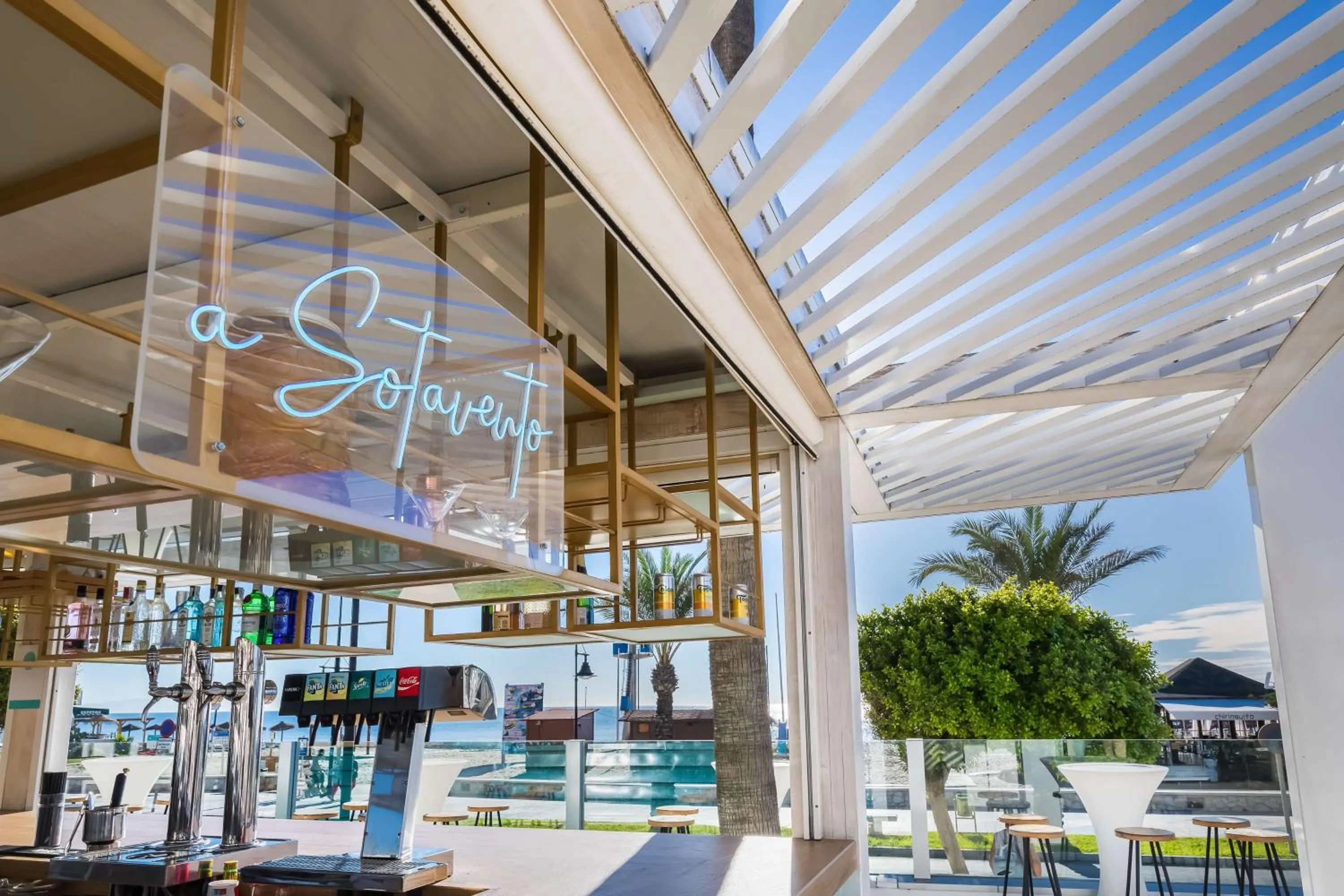 Lounge or bar in Occidental Torremolinos Playa