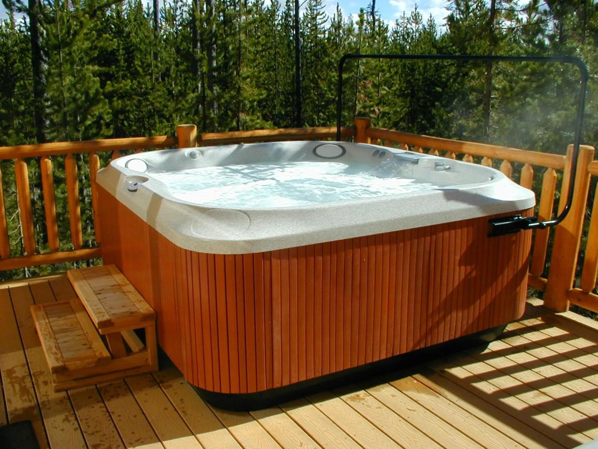 Facade/entrance in The Pines at Island Park