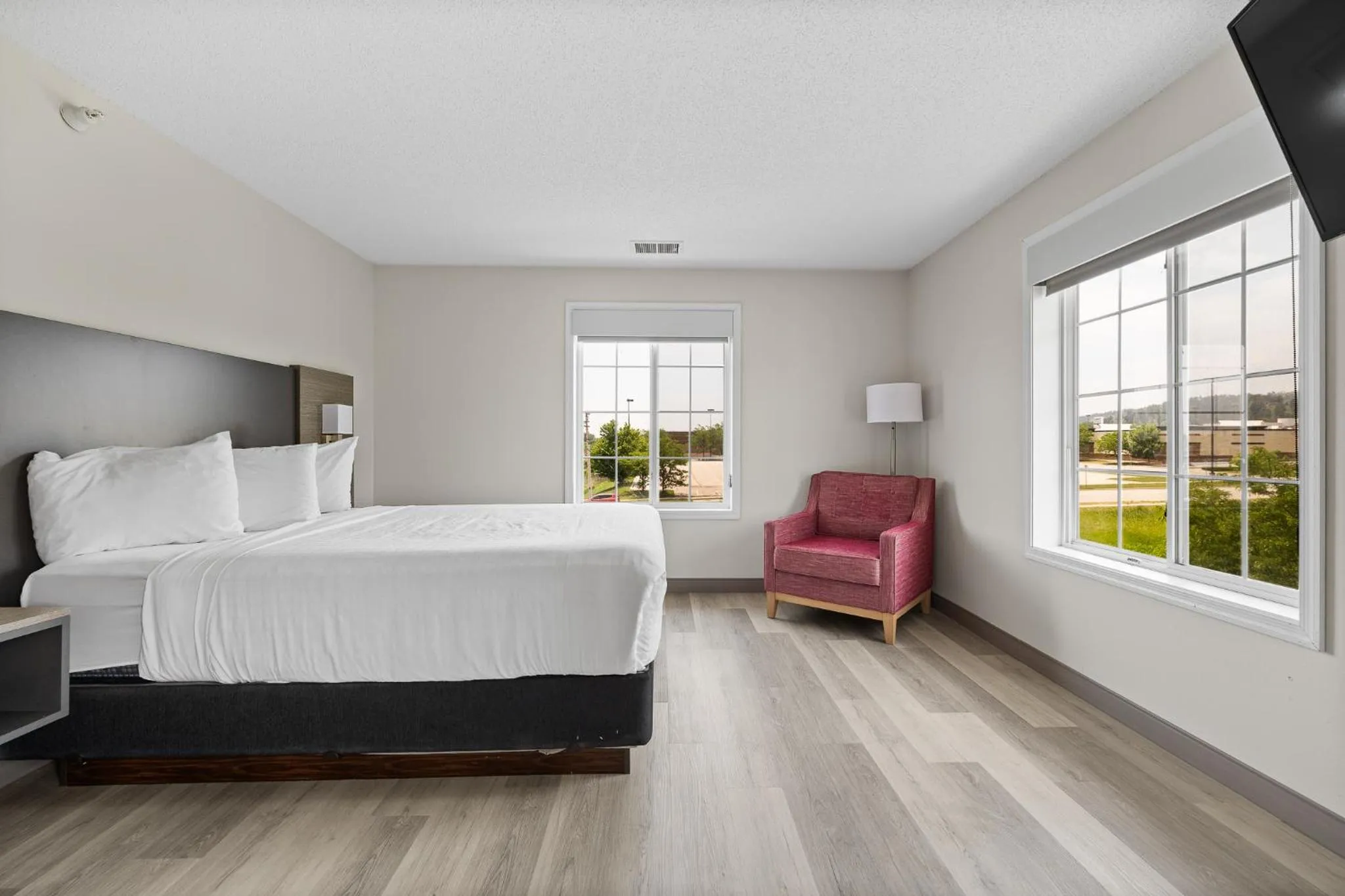 Bed in GrandStay Residential Suites Rapid City