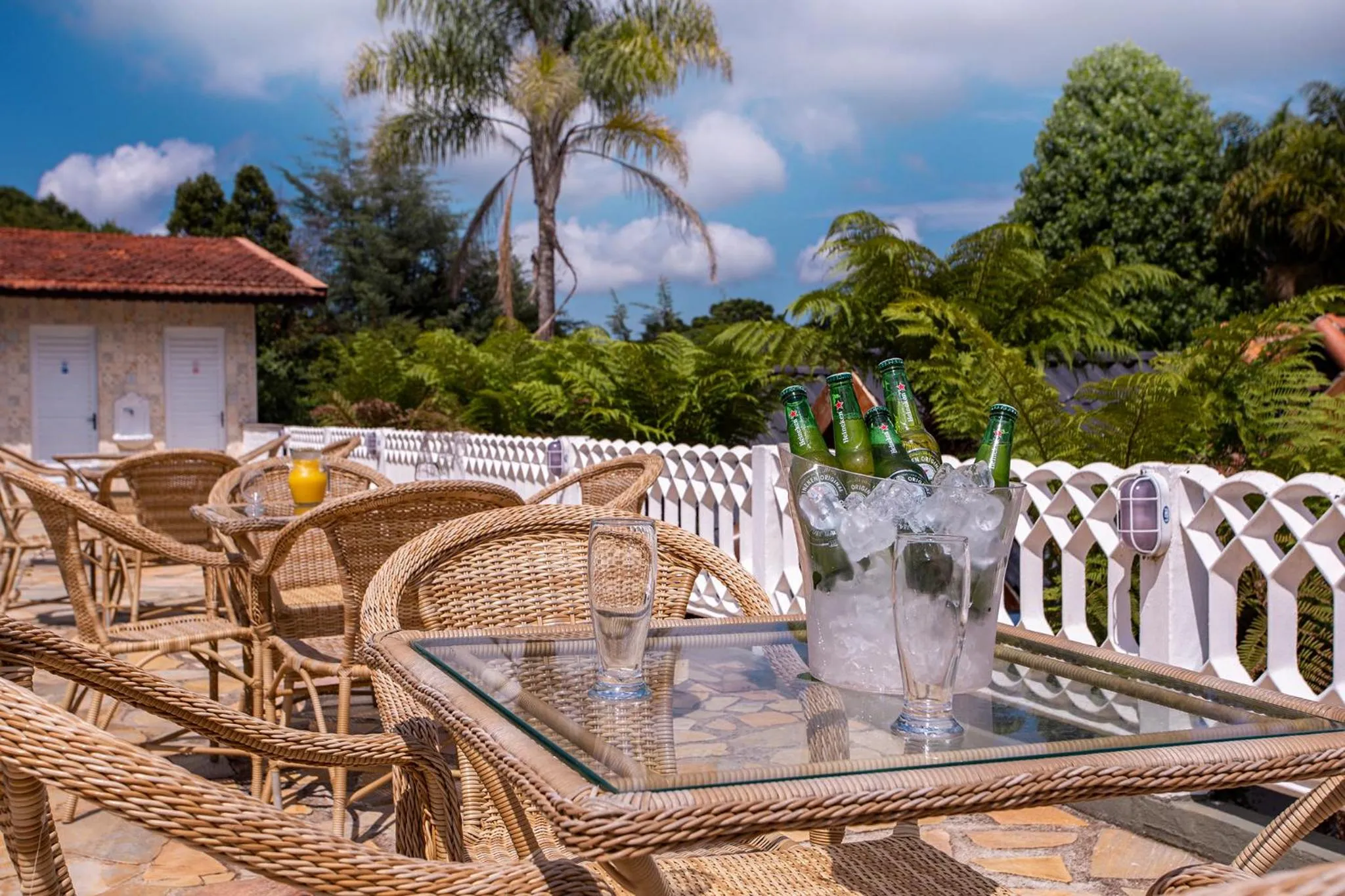 Swimming pool in Pousada das Videiras