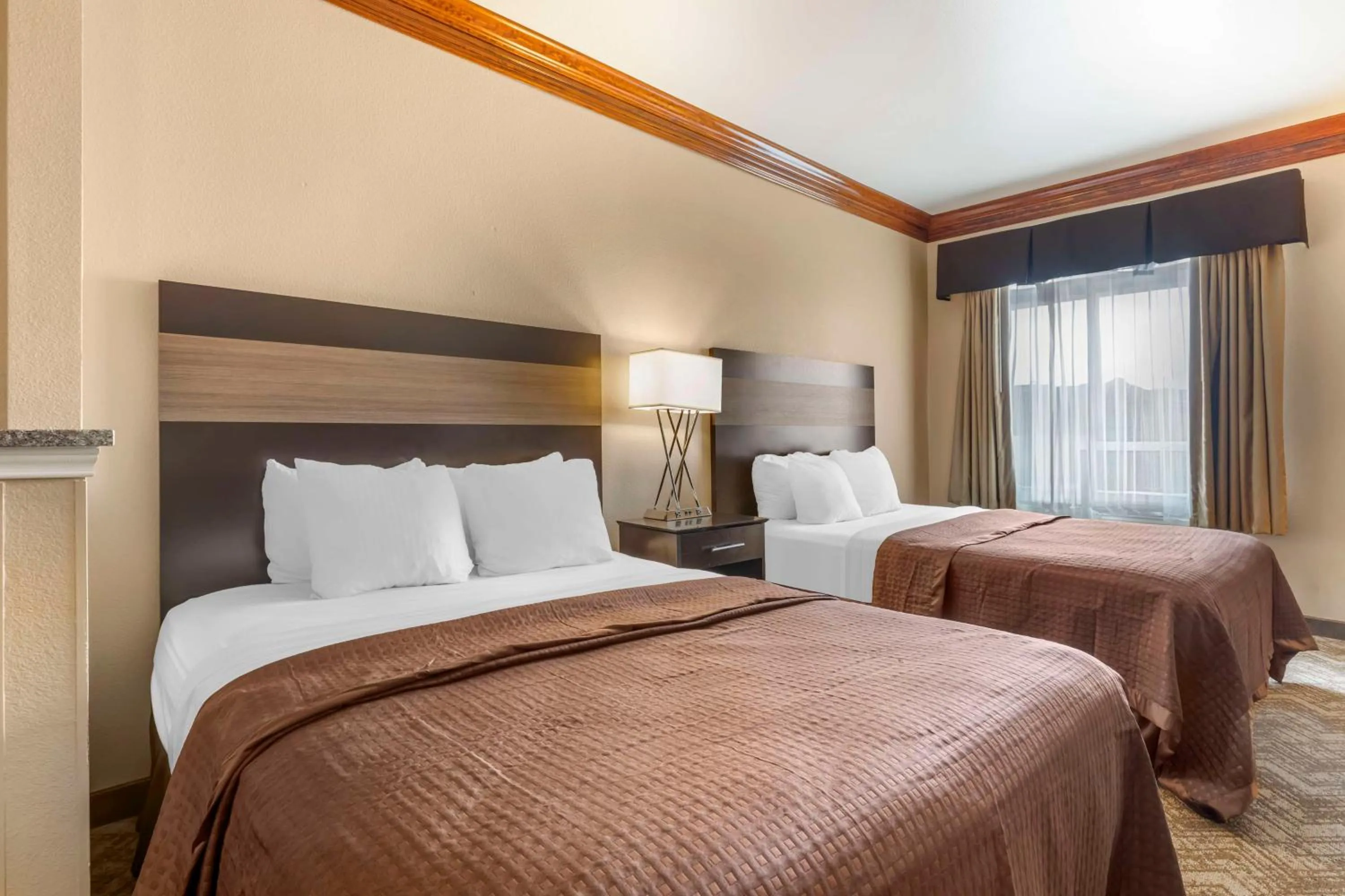 Photo of the whole room, Bed in Best Western Fort Worth Inn & Suites