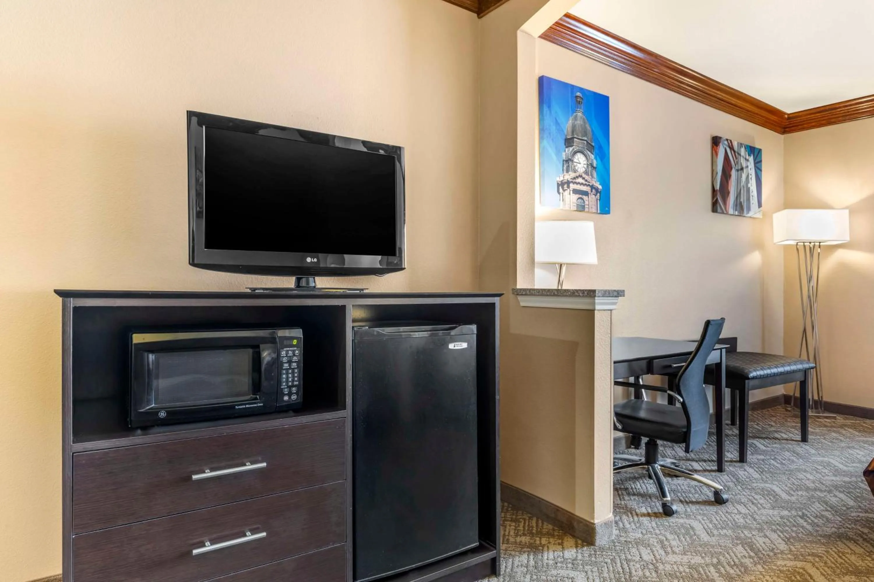 Photo of the whole room in Best Western Fort Worth Inn & Suites