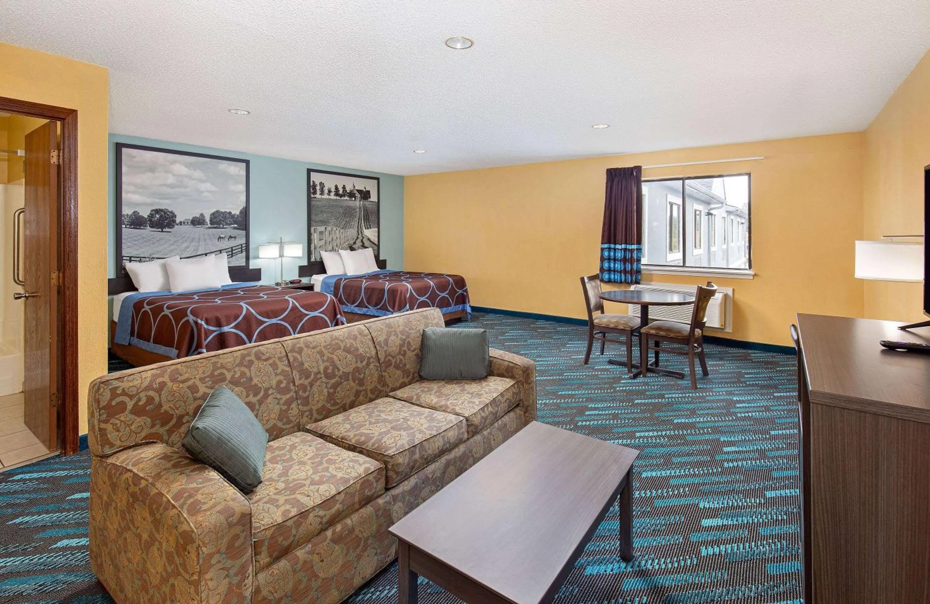 Bed in Super 8 by Wyndham Somerset