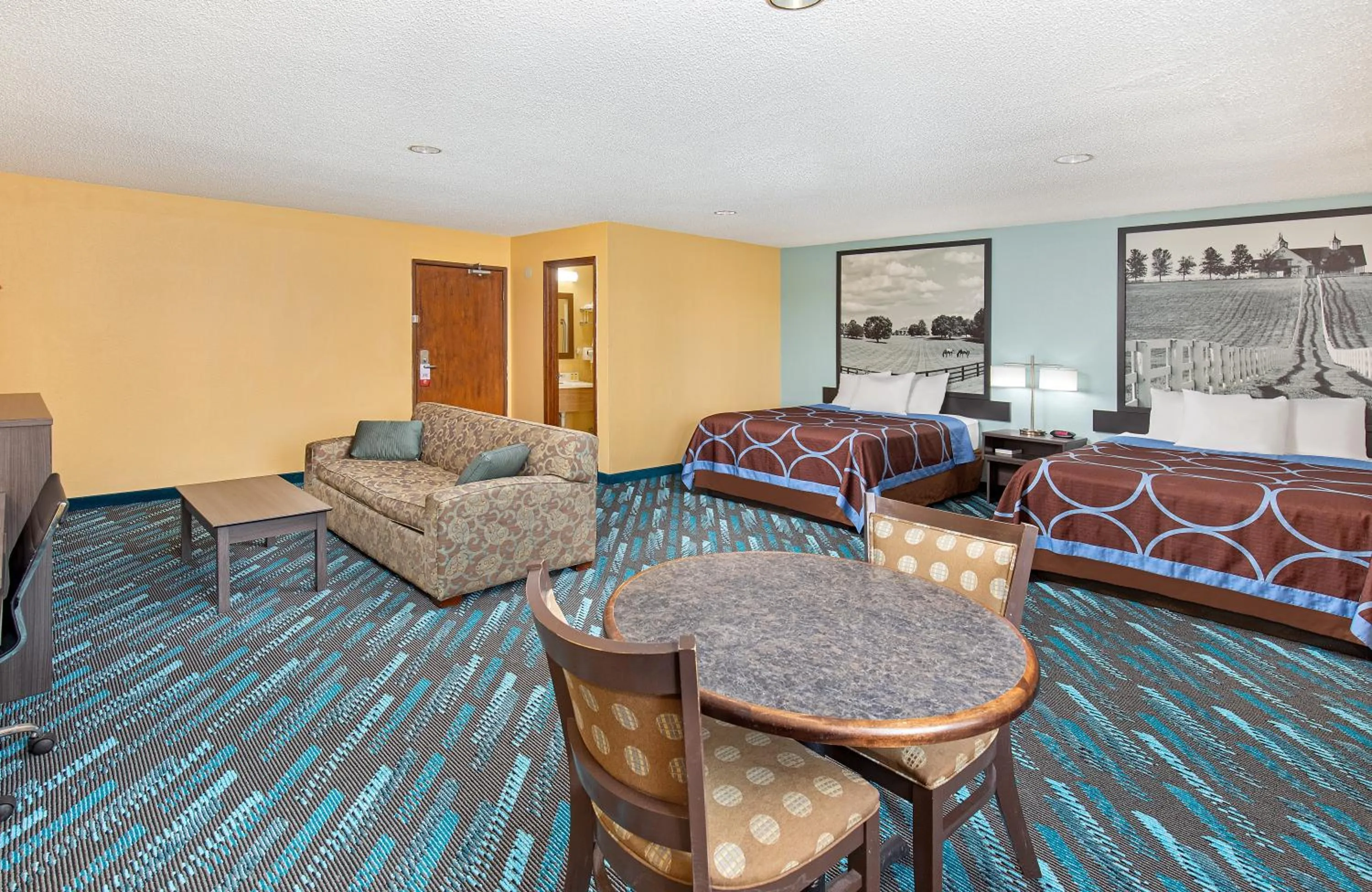 Super 8 by Wyndham Somerset