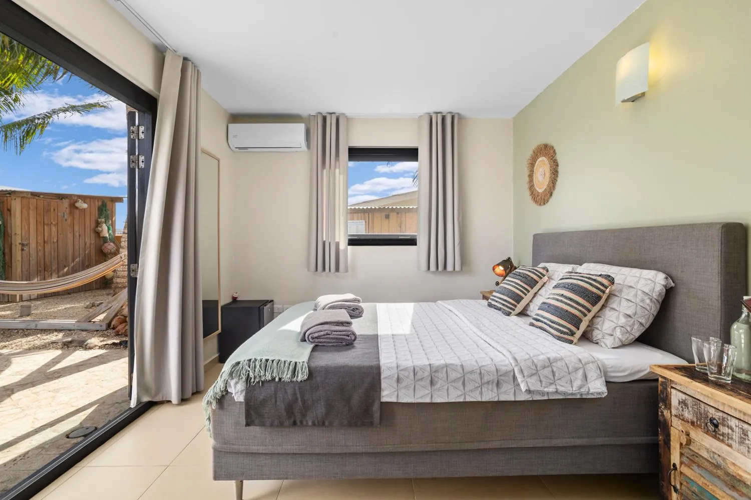 Property building, Bed in Oasis guesthouse, Boutique Style Hotel