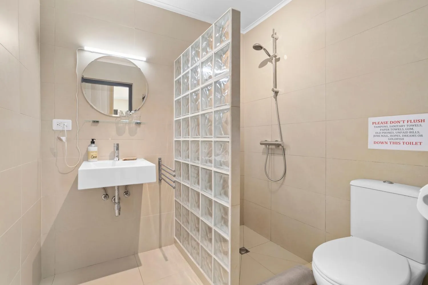 Bathroom in Oasis guesthouse, Boutique Style Hotel