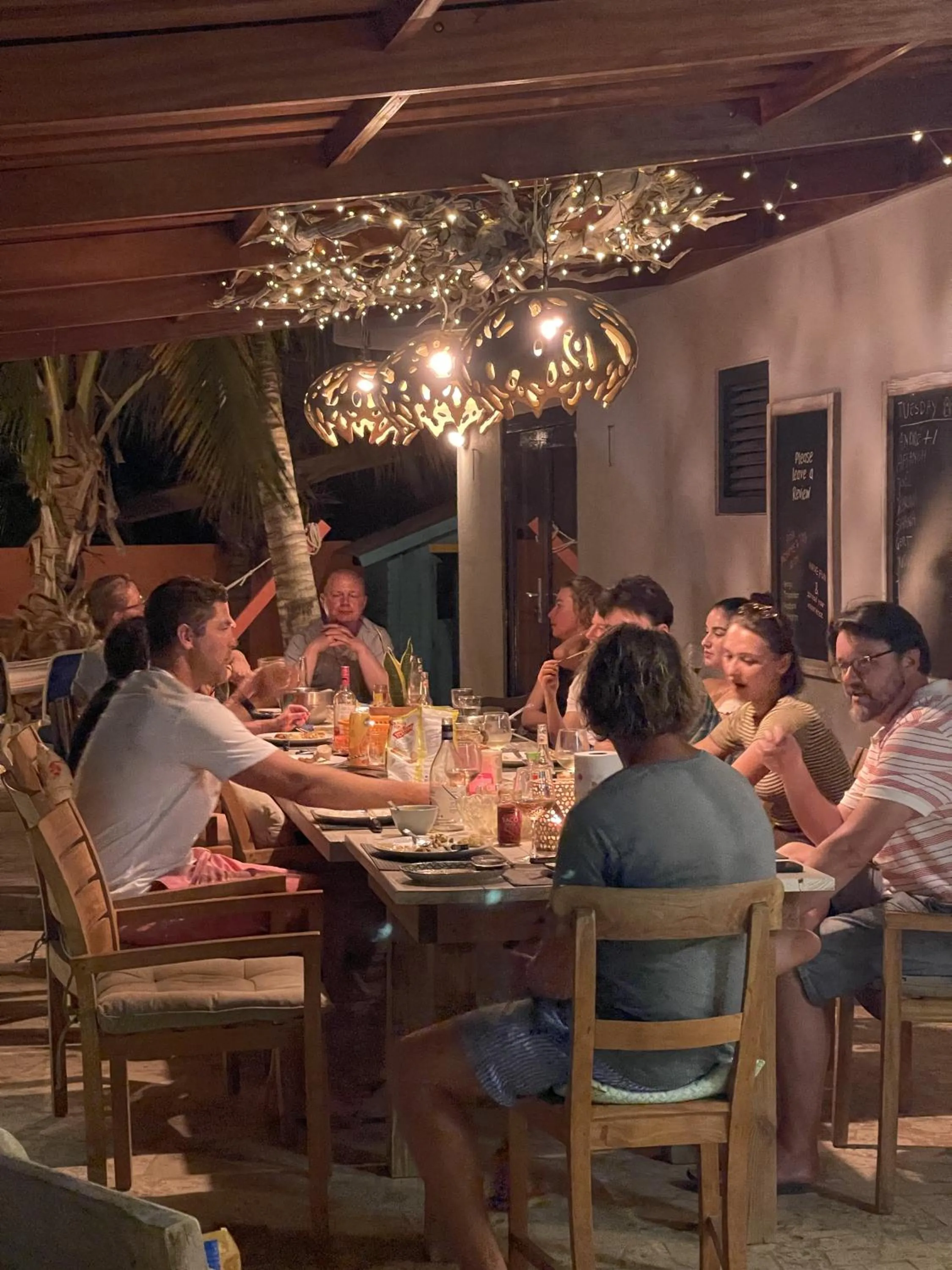 Restaurant/places to eat in Oasis guesthouse, Boutique Style Hotel