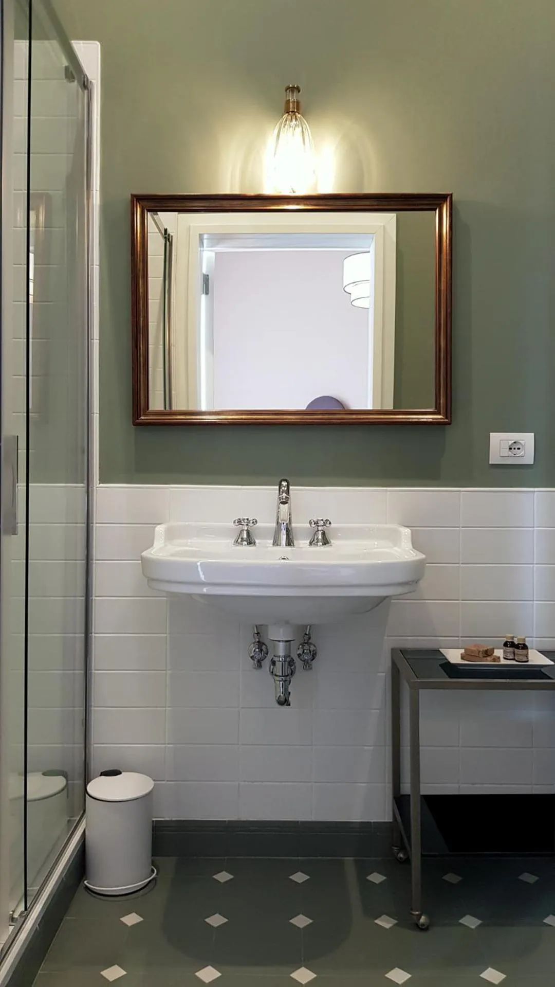 Shower in Villa Gotti Charming Rooms