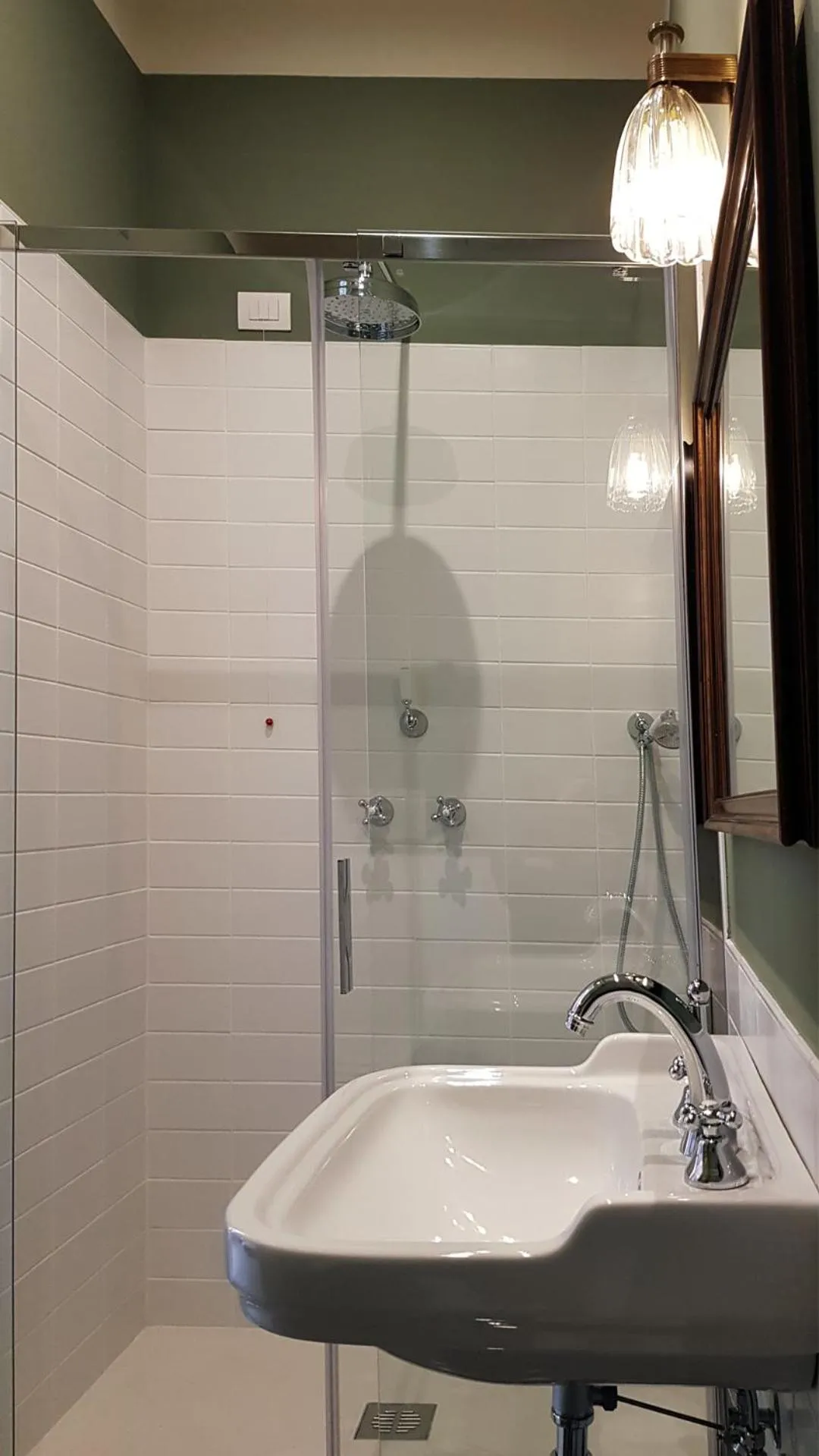 Shower in Villa Gotti Charming Rooms