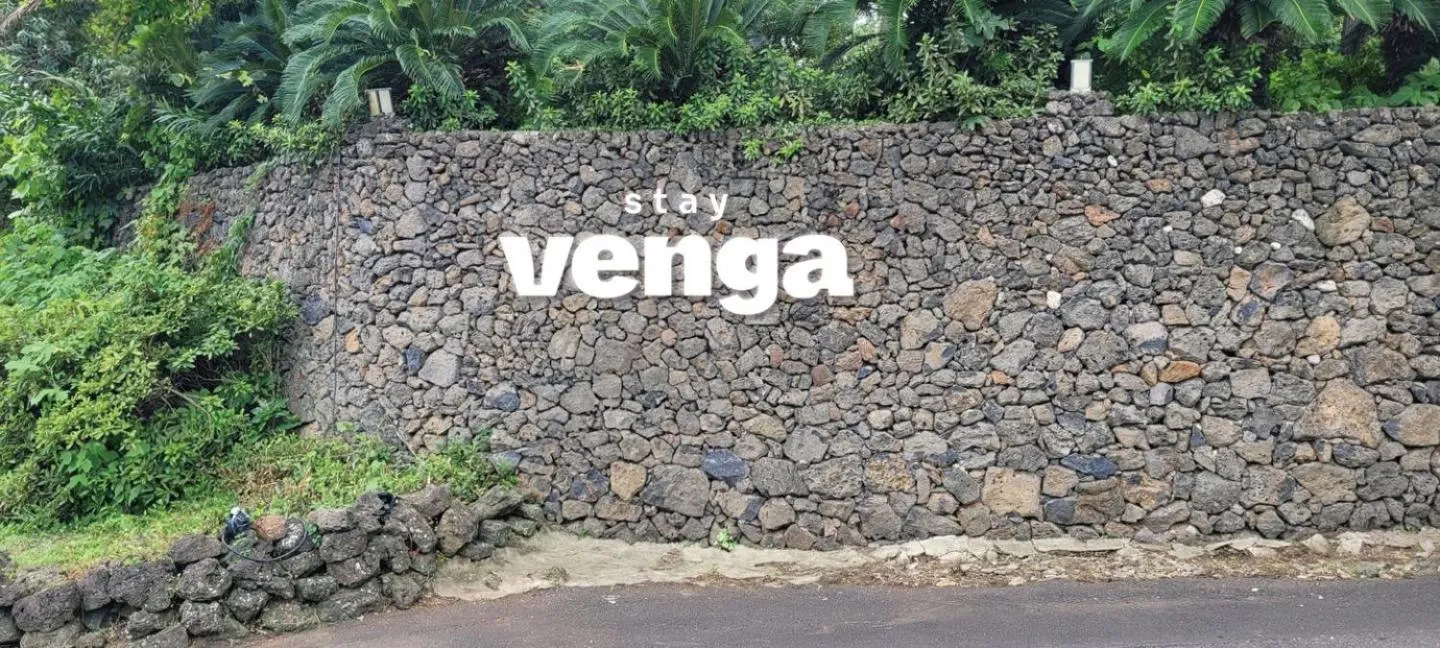 Logo/Certificate/Sign in Vengastay